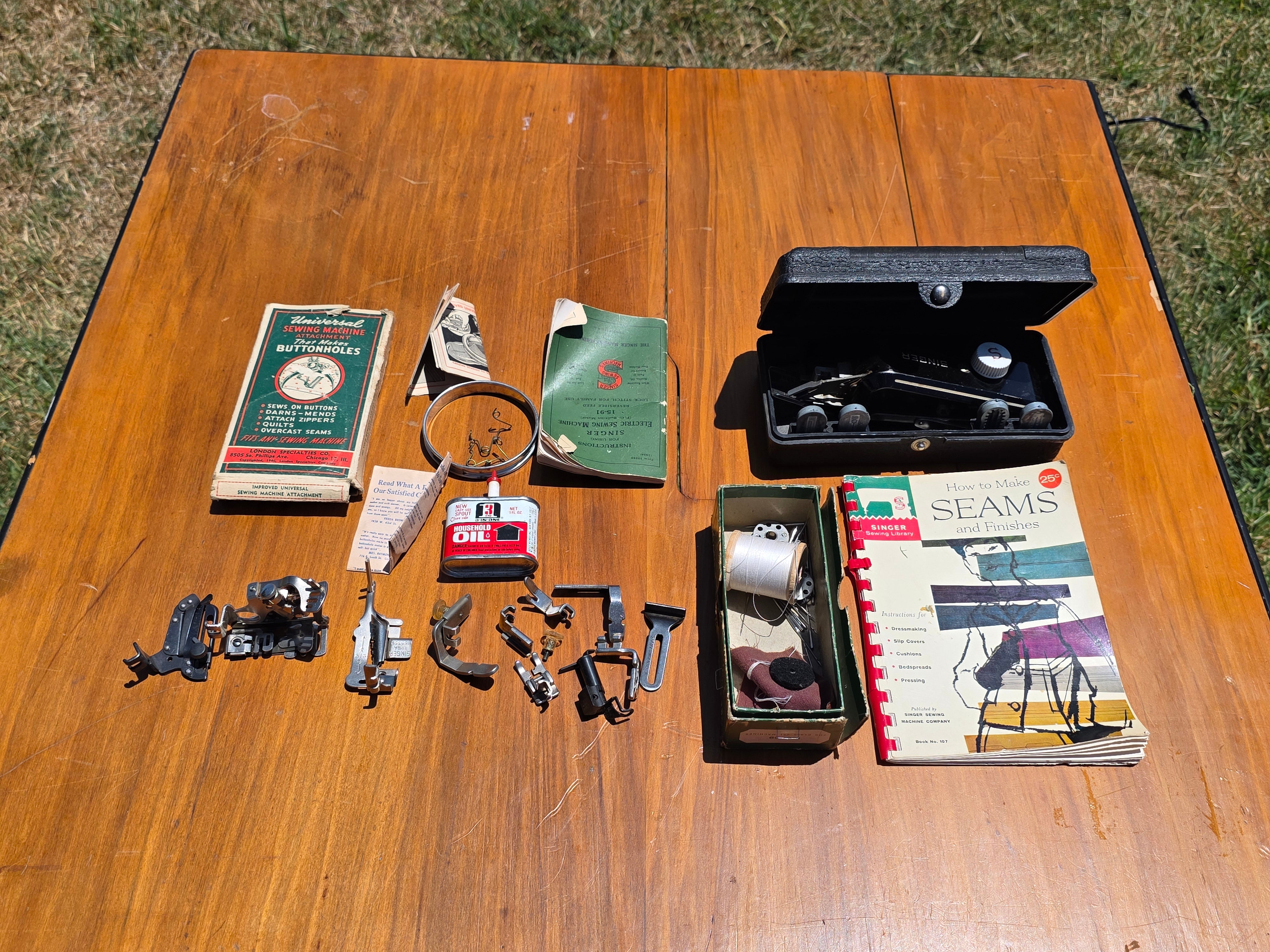 1948 Singer 221 Featherweight Sewing Machine Table Combo Set Case Box Black