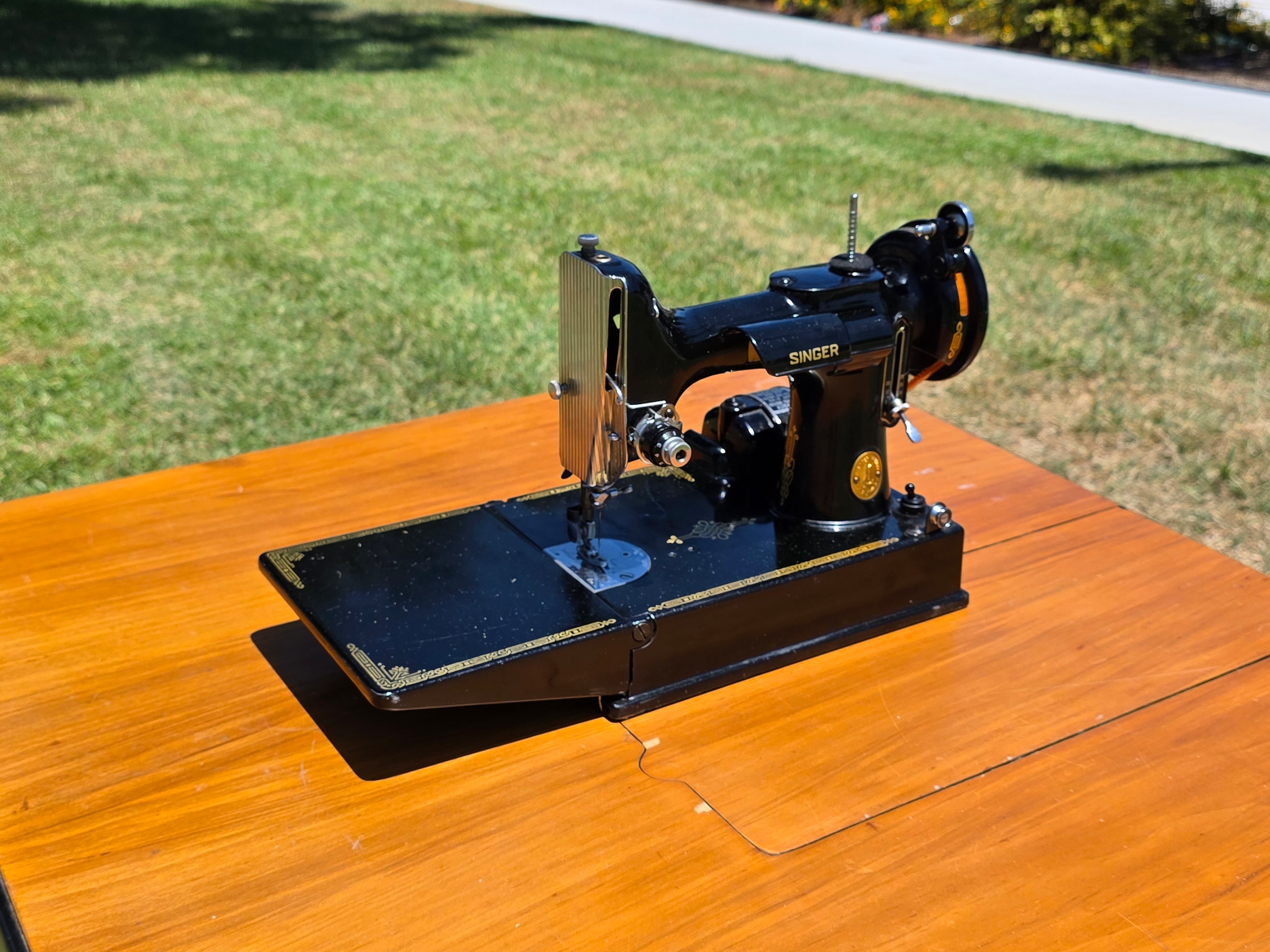 1948 Singer 221 Featherweight Sewing Machine Table Combo Set Case Box Black
