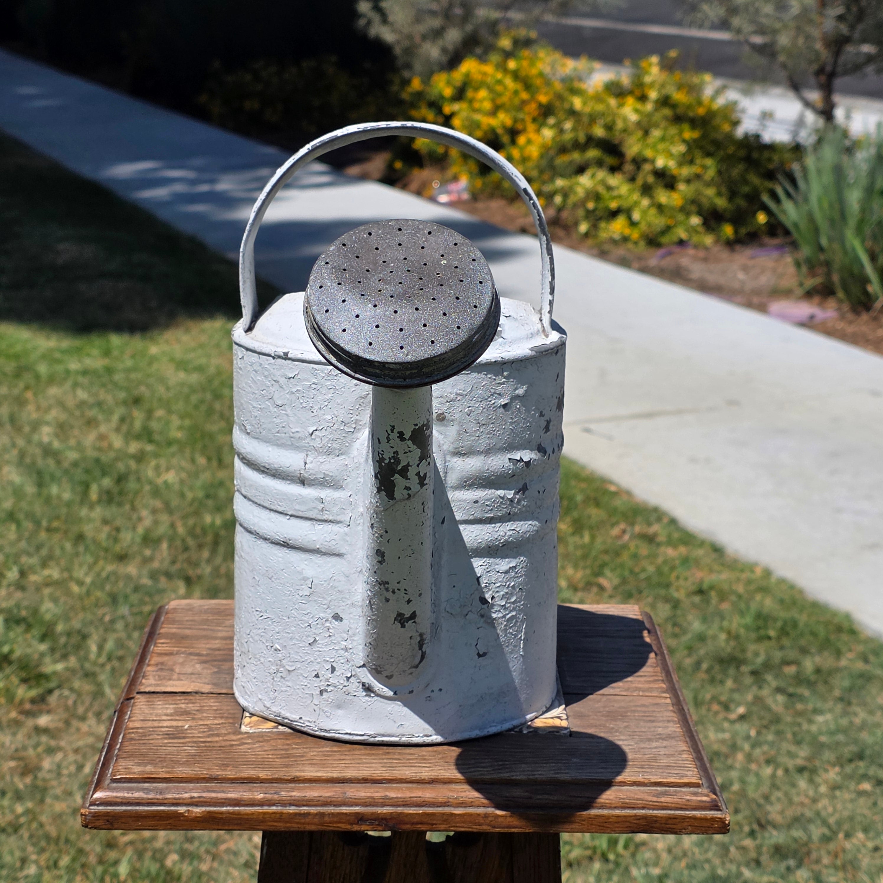 Vintage Galvanized Zinc Watering Can White Distressed Metal Garden Sprinkler Pot