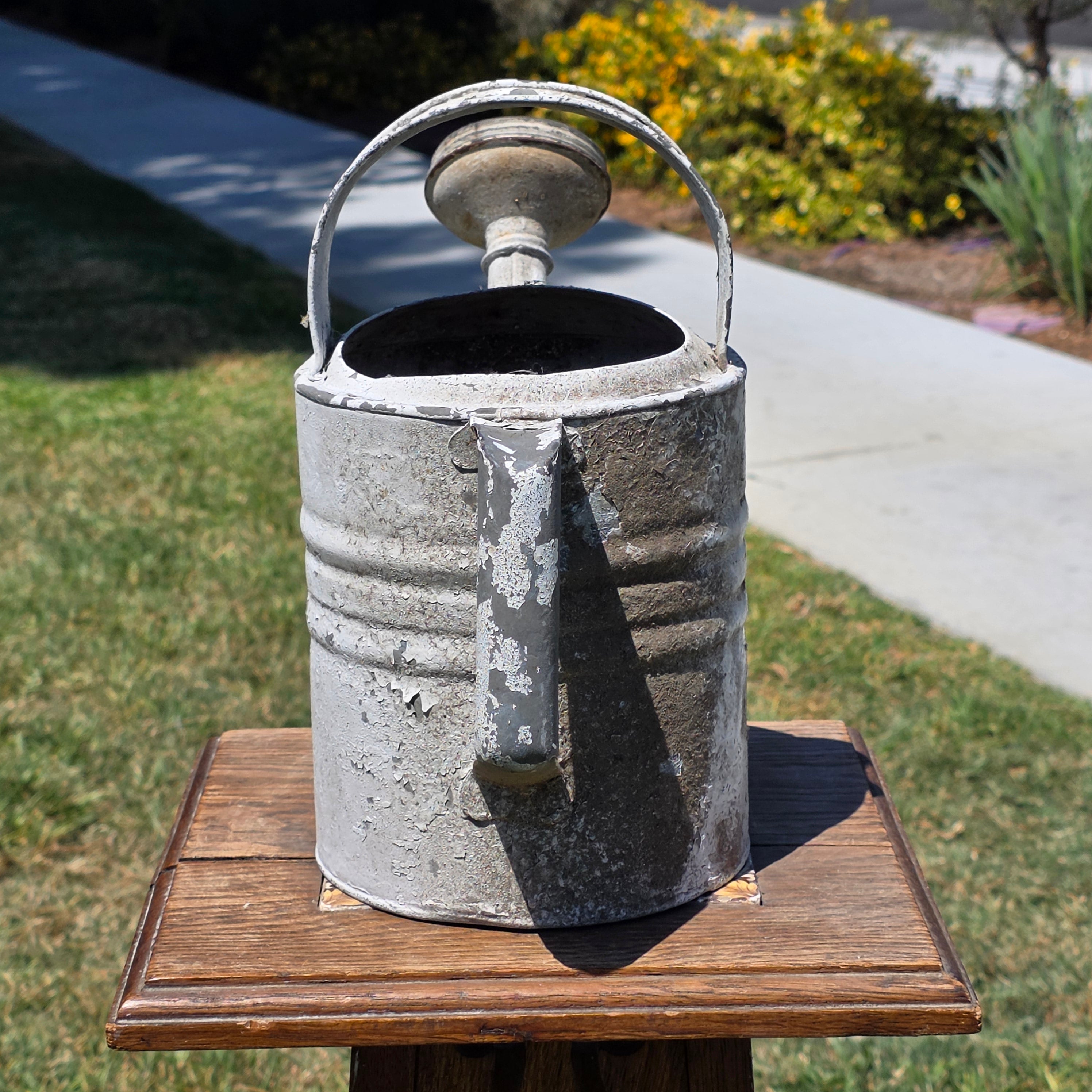 Vintage Galvanized Zinc Watering Can White Distressed Metal Garden Sprinkler Pot