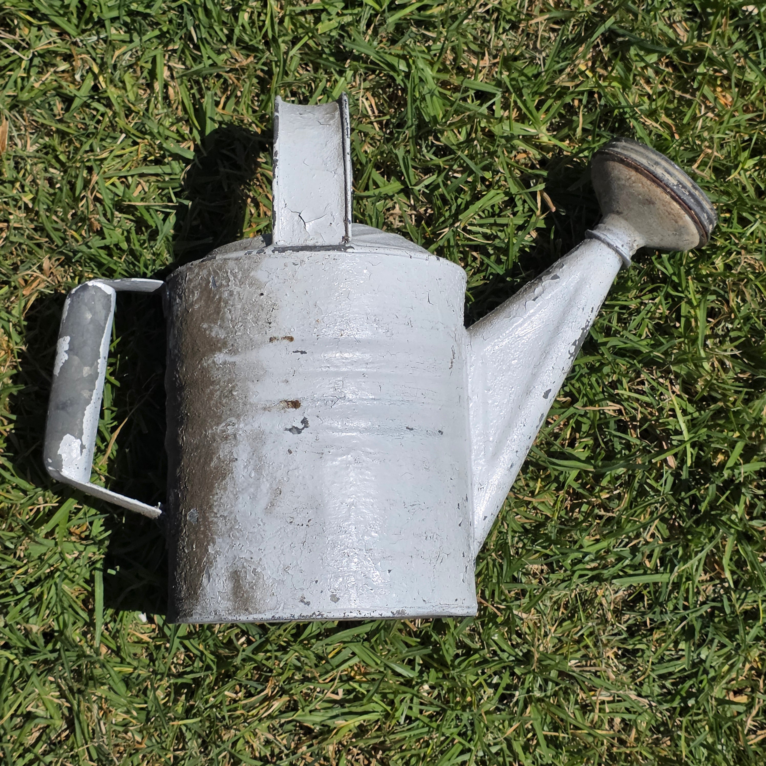 Vintage Galvanized Zinc Watering Can White Distressed Metal Garden Sprinkler Pot