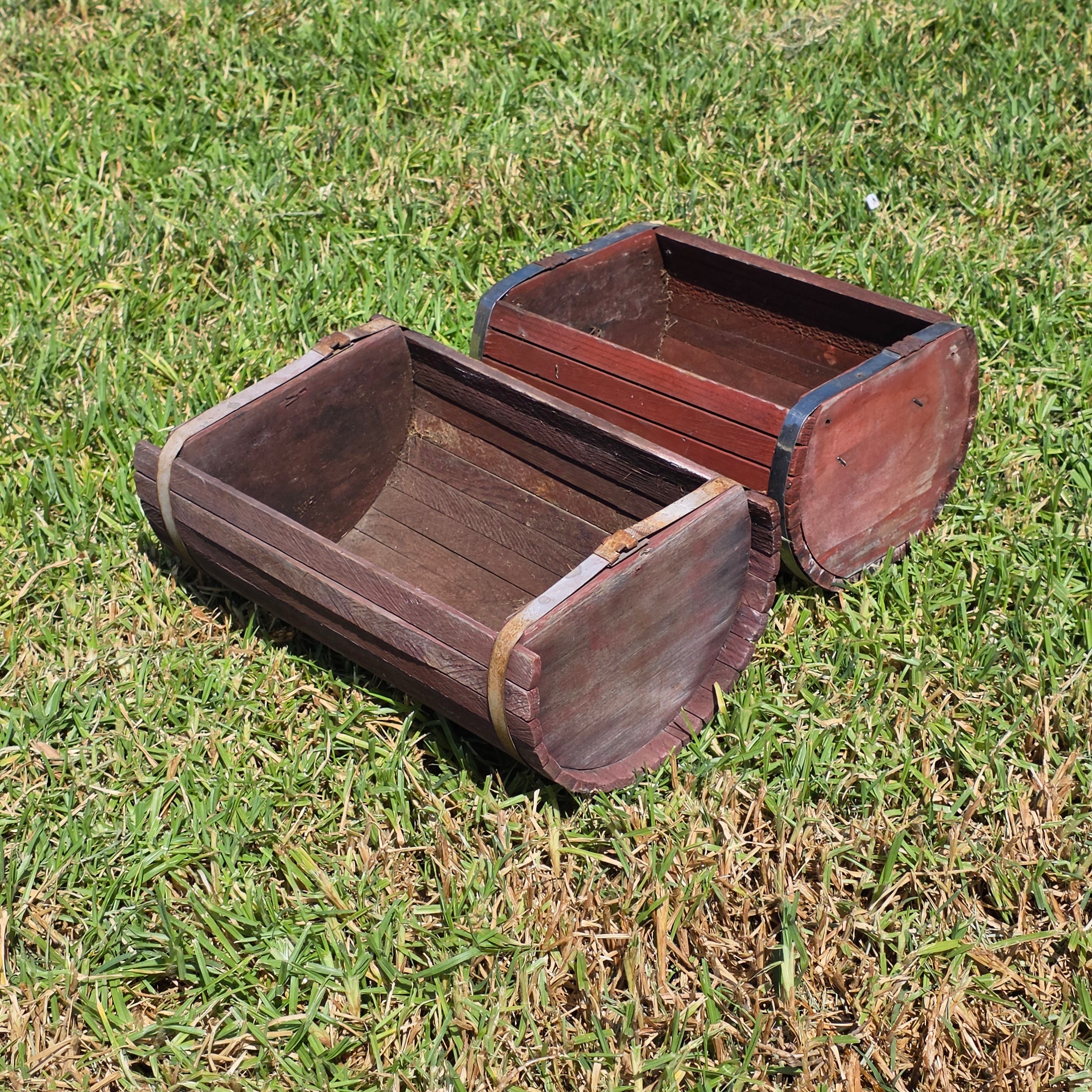 Vintage Half Barrel Planter Set 2 Wood Slat Rustic Garden Flower Pot Box Rusty