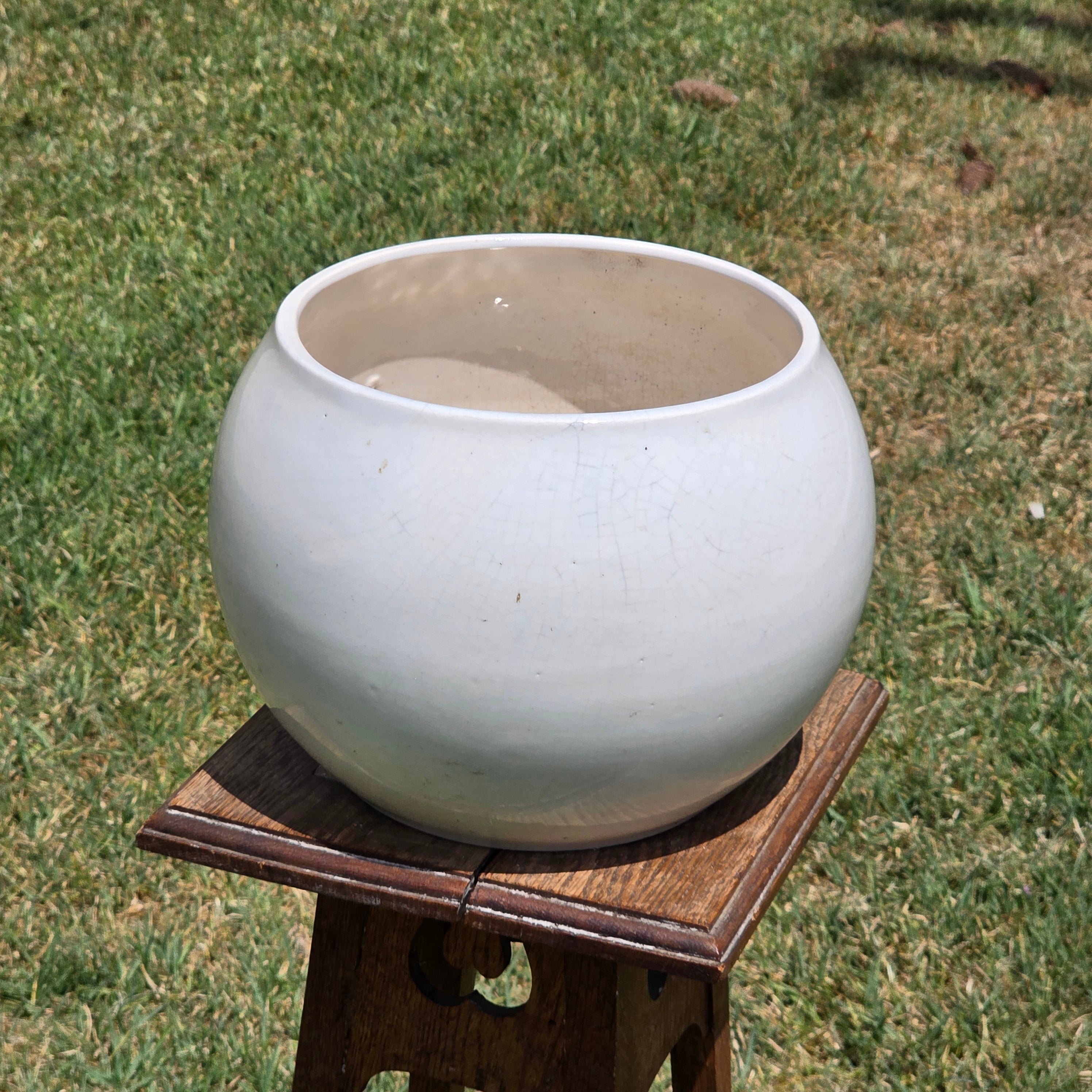 Vintage California USA Pottery White Round Ball Planter Bowl Pot C-50 MCM