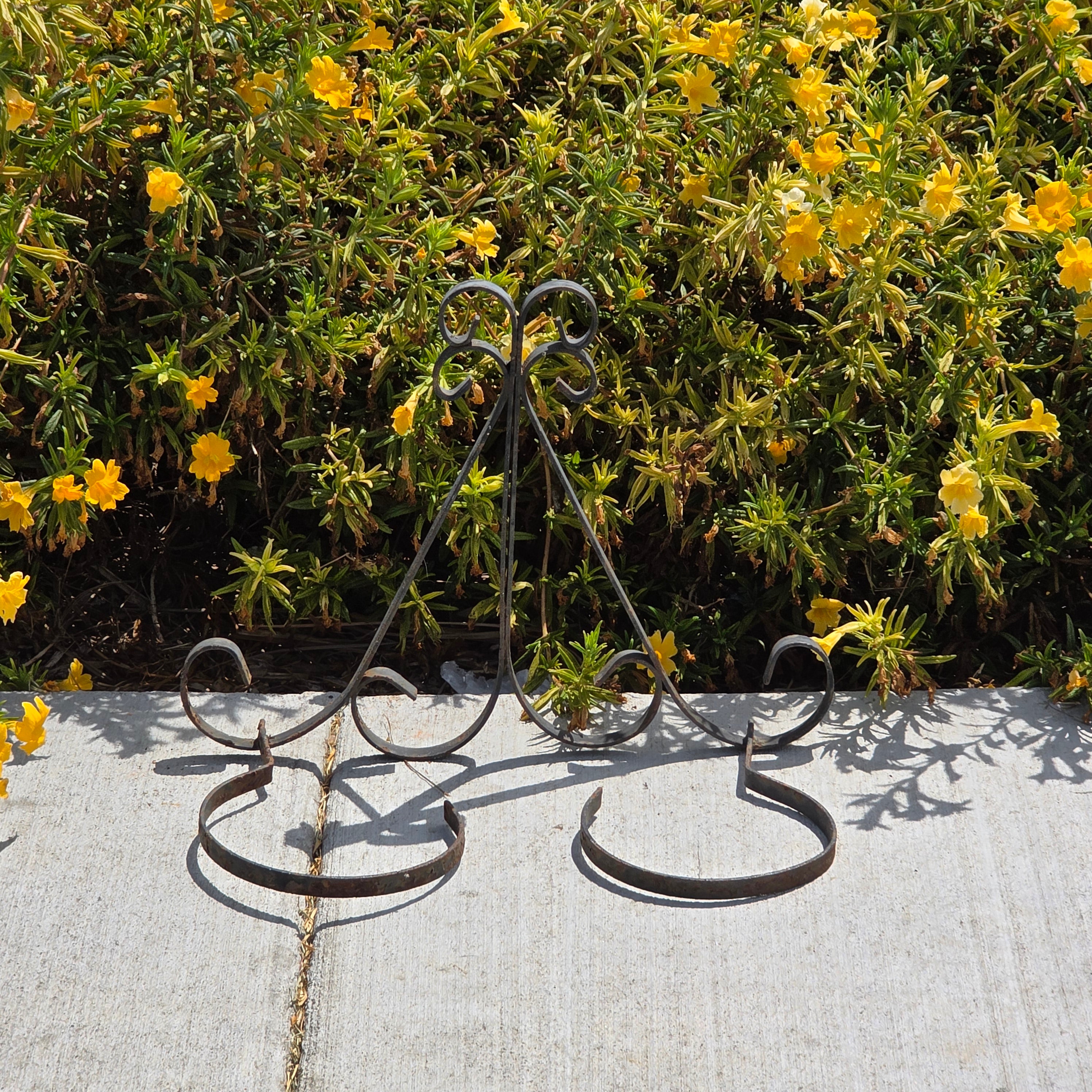 Vintage Wrought Iron Wall Plant Holder Double Sconce Scroll Planter Pot Ring 5.5"