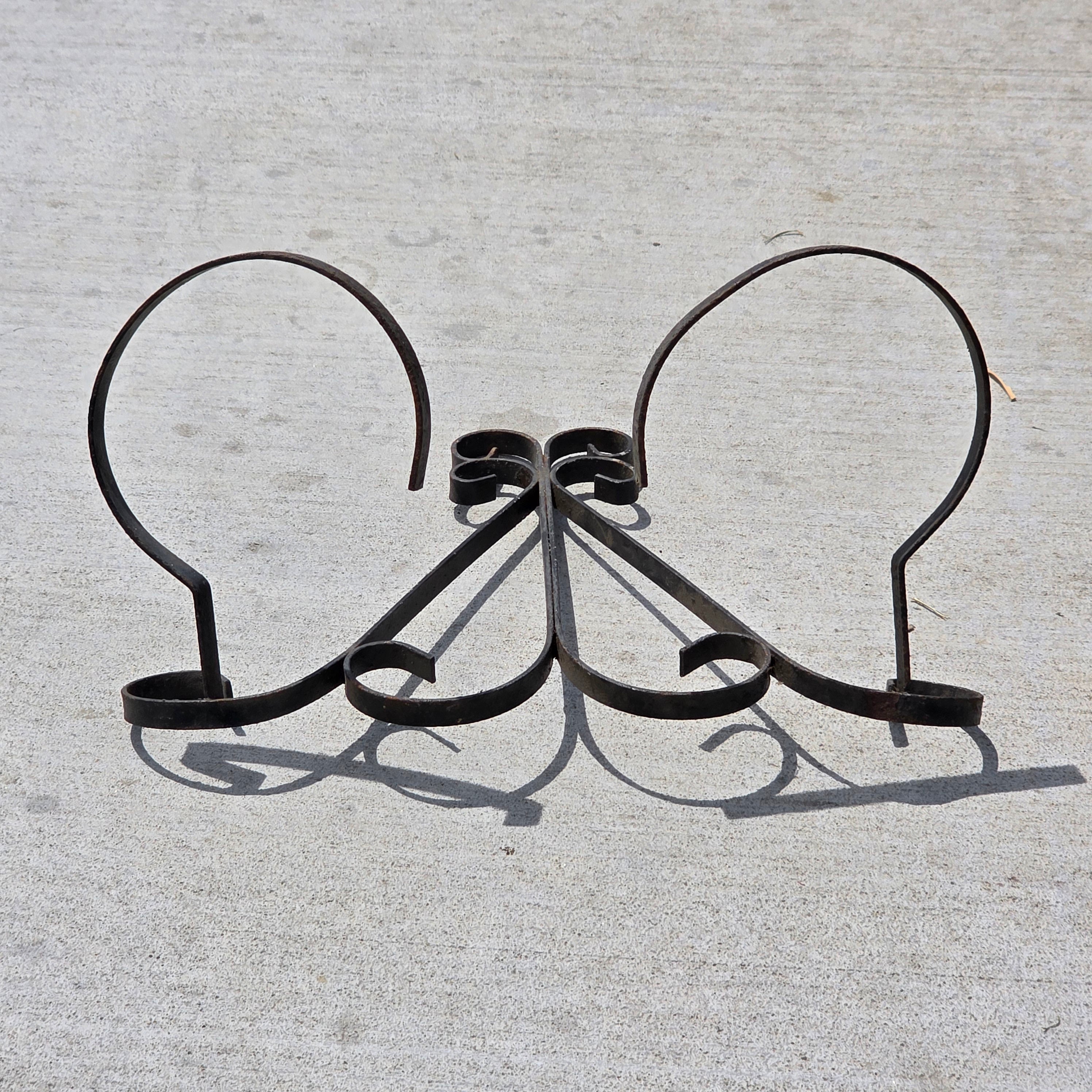 Vintage Wrought Iron Double Plant Holder Wall Sconce 2 Pot Hanger Planter AS-IS