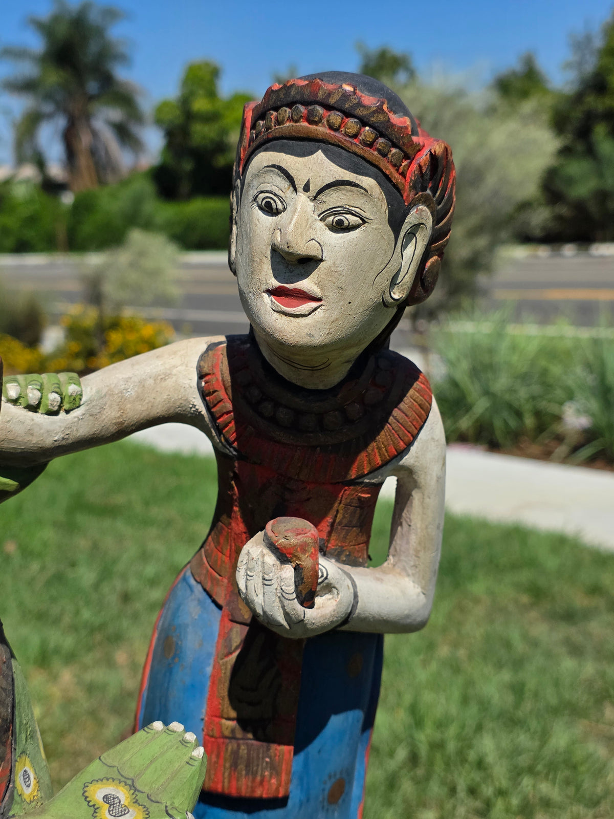 Vintage Balinese Wood Carving Frog Prince Mantri Godogan Princess Statue Folk Art