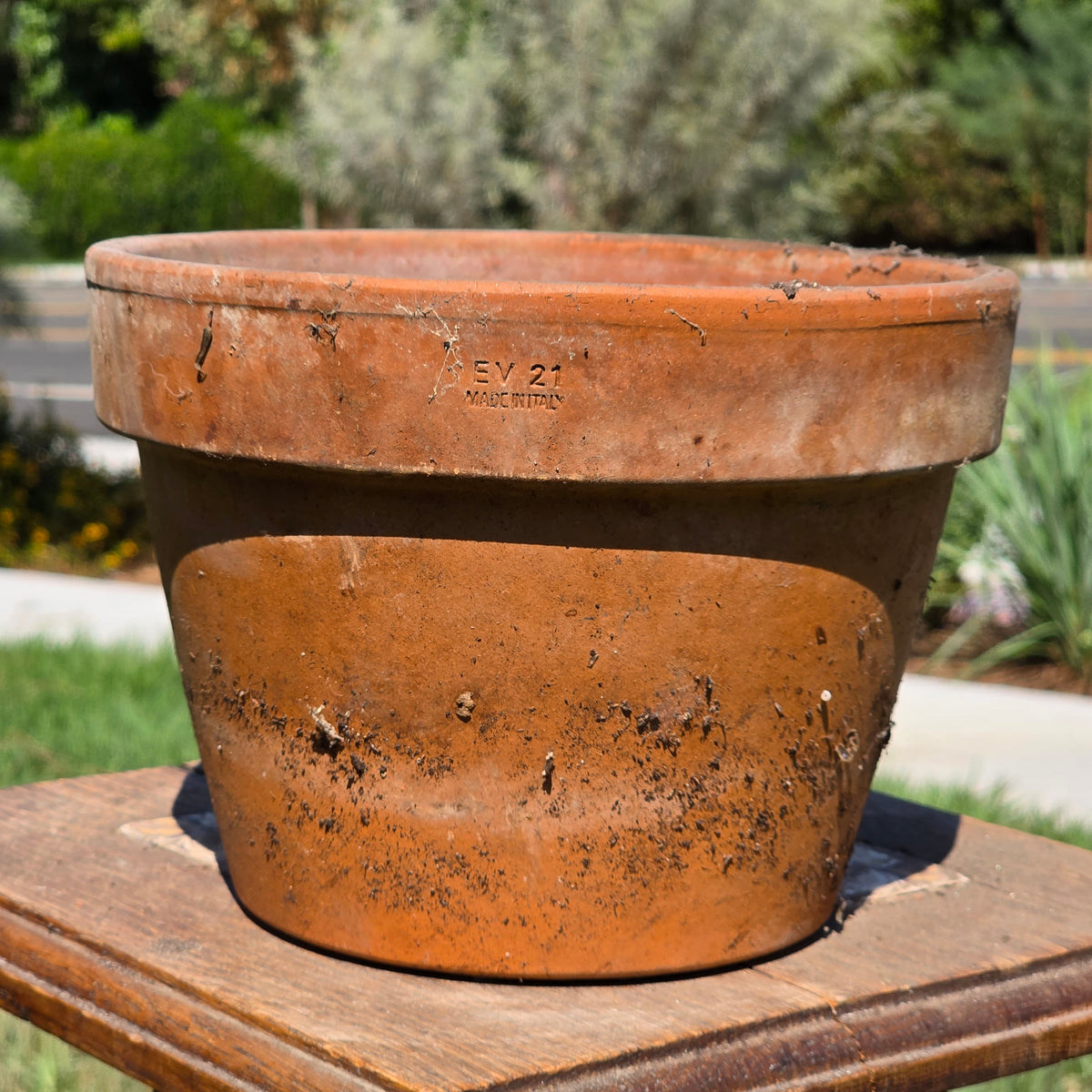 Vtg EV 21 Italian Terracotta Planter Flower Pot Deroma Saucer Set Aged Patina