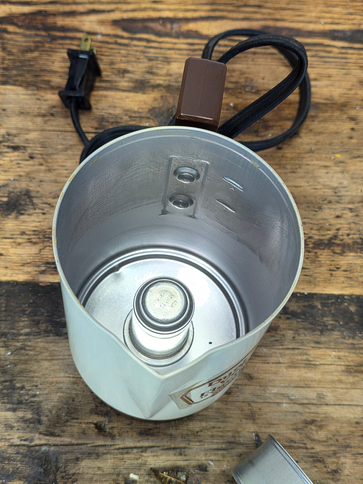 Vintage Empire Travl Mate Coffee Maker 1660-28 Almond Dual Volt 12V 120V Kit Box