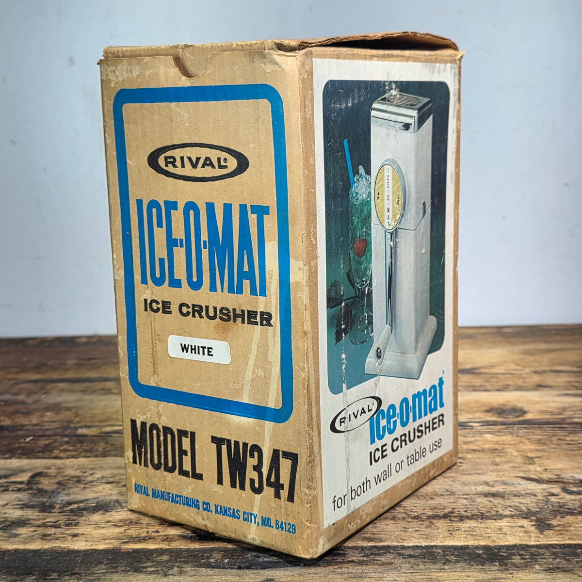 Vintage Rival Ice-O-Mat Ice Crusher Model TW347 White Retro Barware with Box