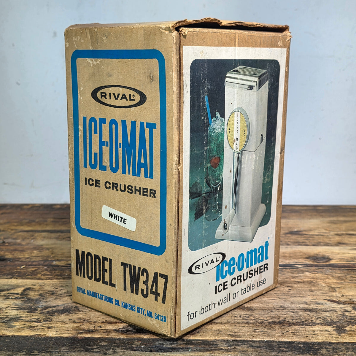 Vintage Rival Ice-O-Mat Ice Crusher Model TW347 White Retro Barware with Box