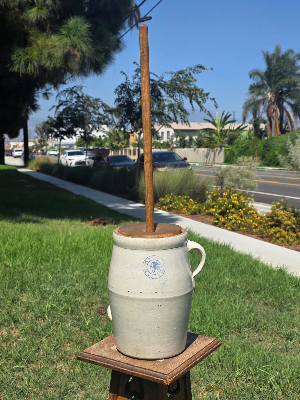 Antique Louisville Pottery Cherokee Indian Head Stoneware Butter Churn 2 Gal