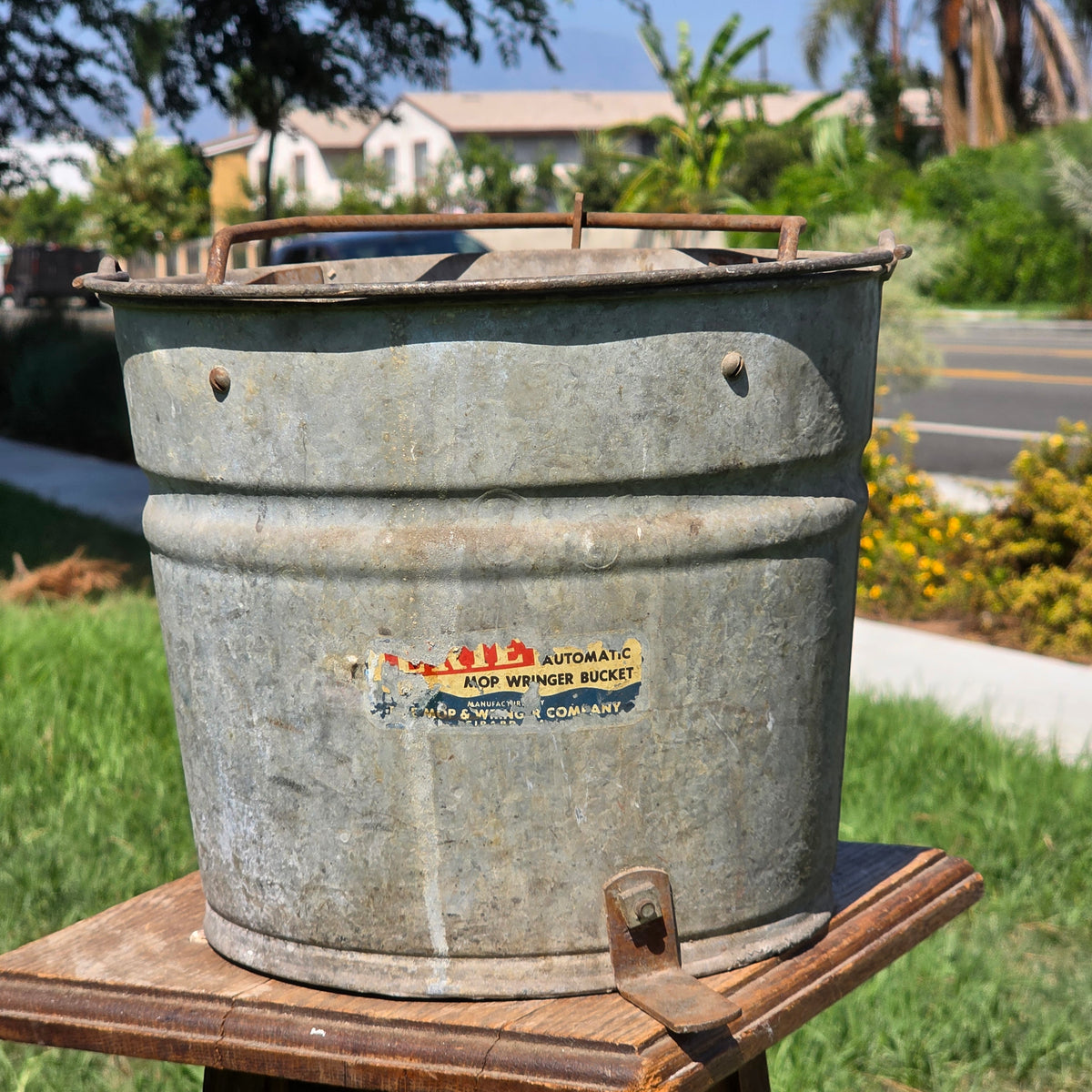 Vtg Erie Automatic Mop Wringer Bucket 10 Qt Galvanized Metal Wood Rollers 1950s