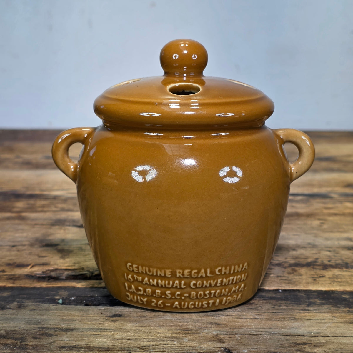 Vintage Jim Beam Beams Bean Pot Desk Pen Holder Regal China 1986 Convention