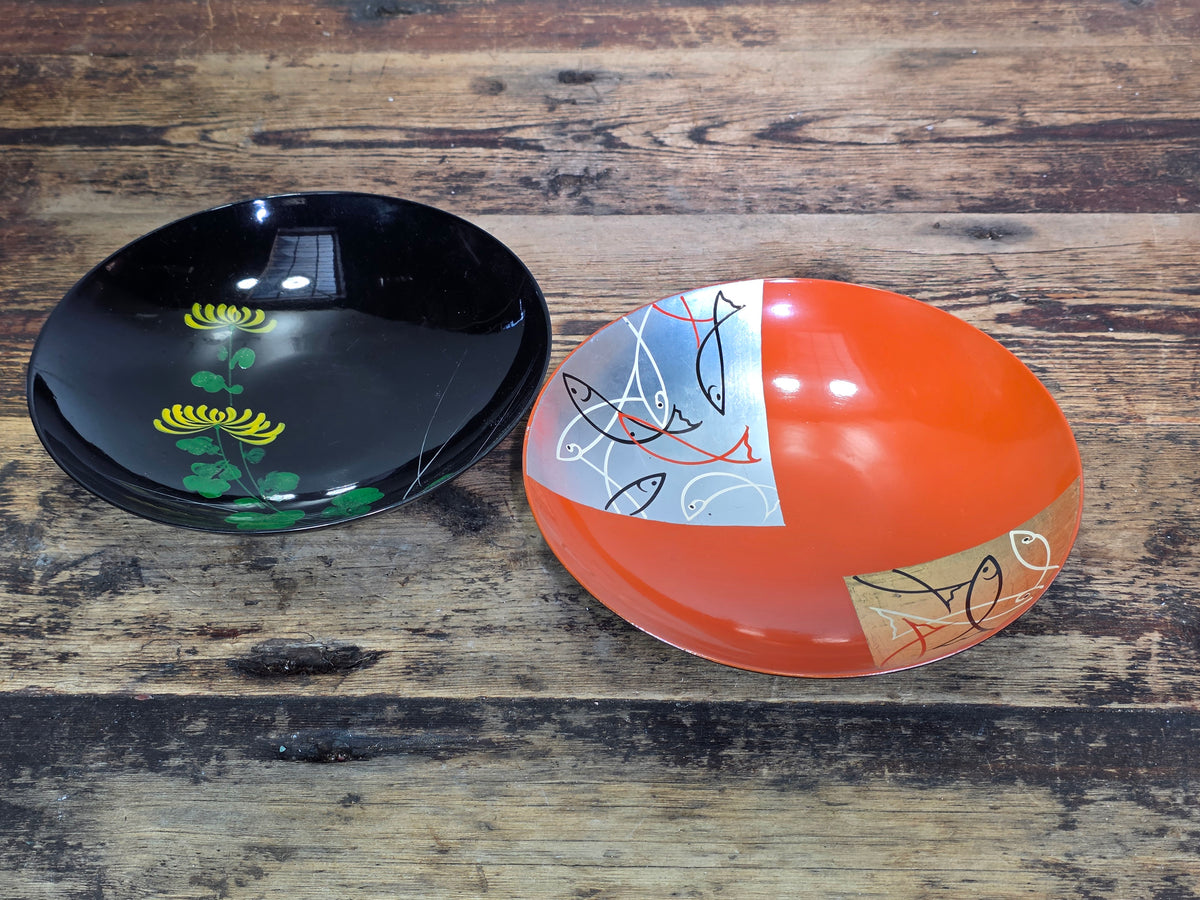 Vtg Japanese Lacquerware Plates Set 2 Black Gold Chrysanthemum Orange MCM Fish