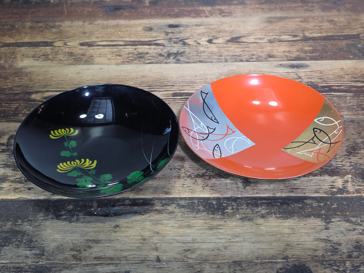 Vtg Japanese Lacquerware Plates Set 2 Black Gold Chrysanthemum Orange MCM Fish