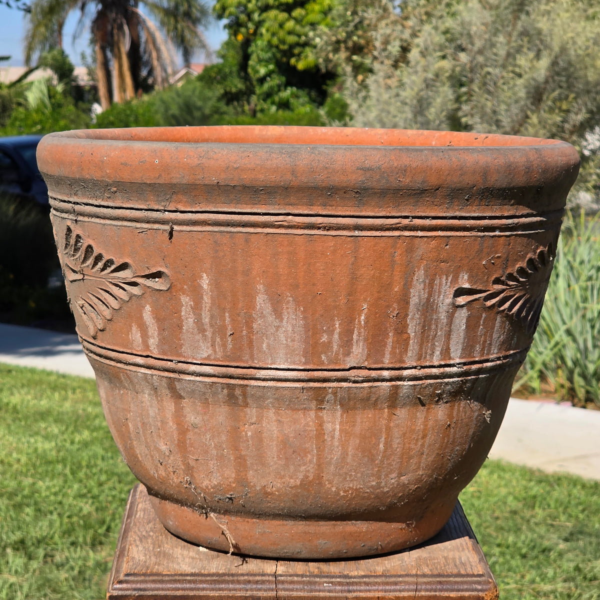 Vtg Terracotta Planter Relief Flower Garland Clay Pot Tuscan Garden 16" Large