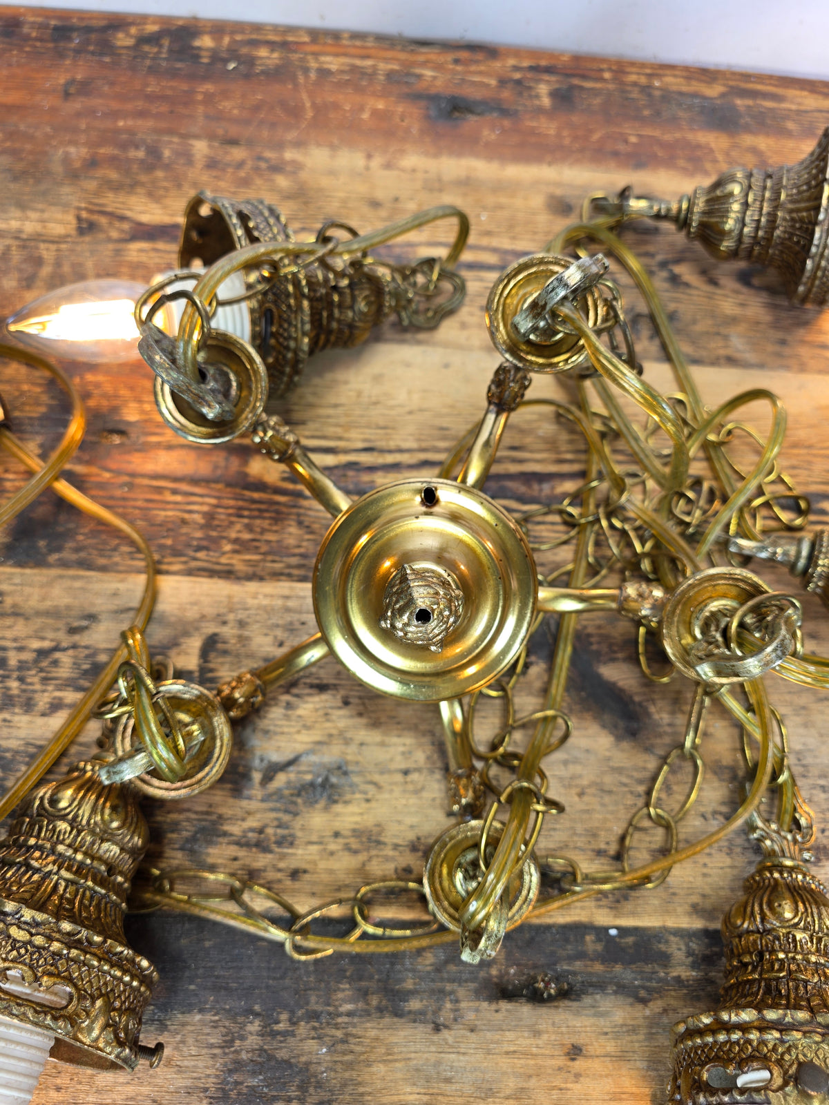 Vintage 1975 EK Hollywood Regency Brass 5 Light Cascade Swag Chandelier Lamp