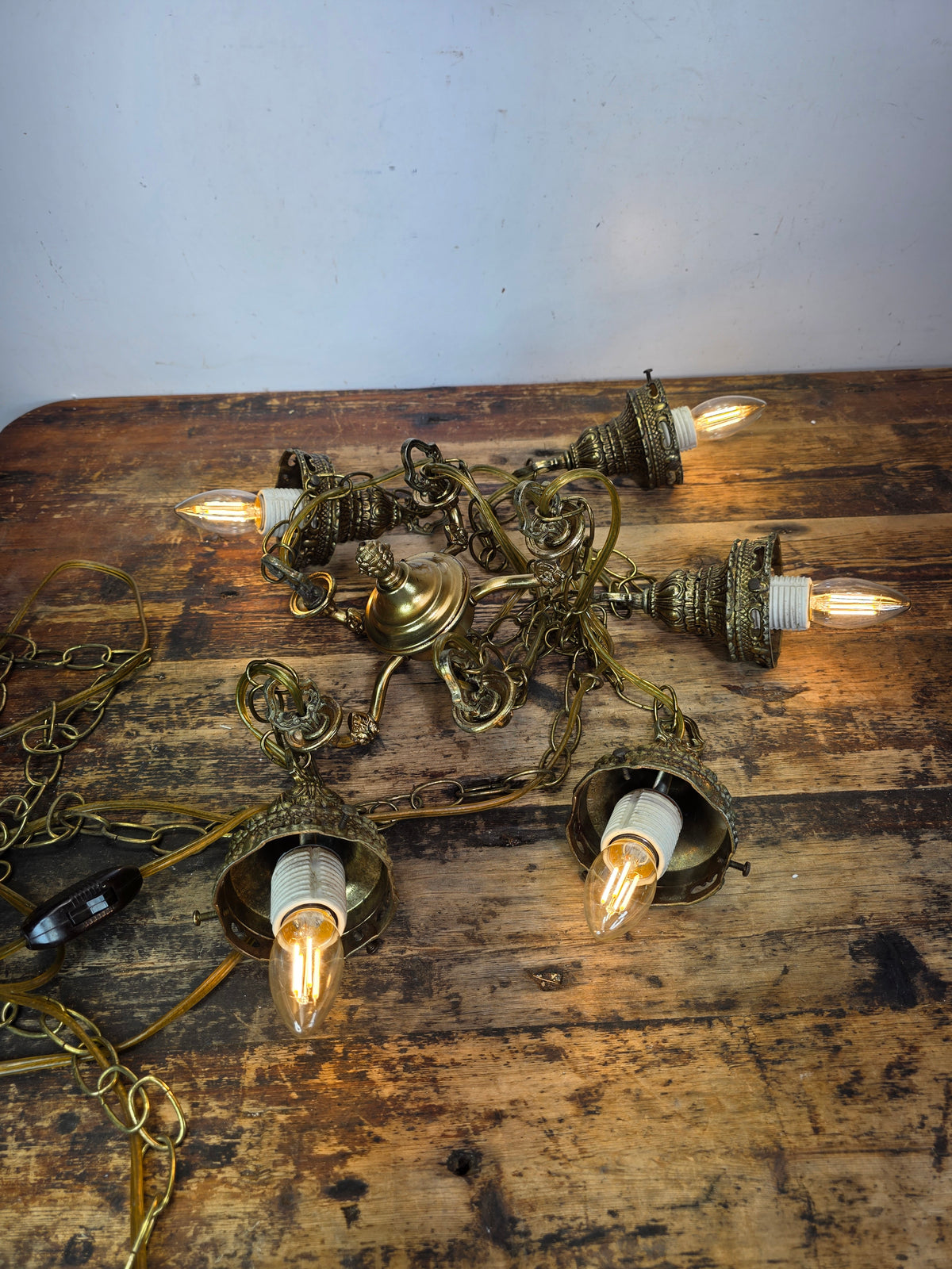 Vintage 1975 EK Hollywood Regency Brass 5 Light Cascade Swag Chandelier Lamp