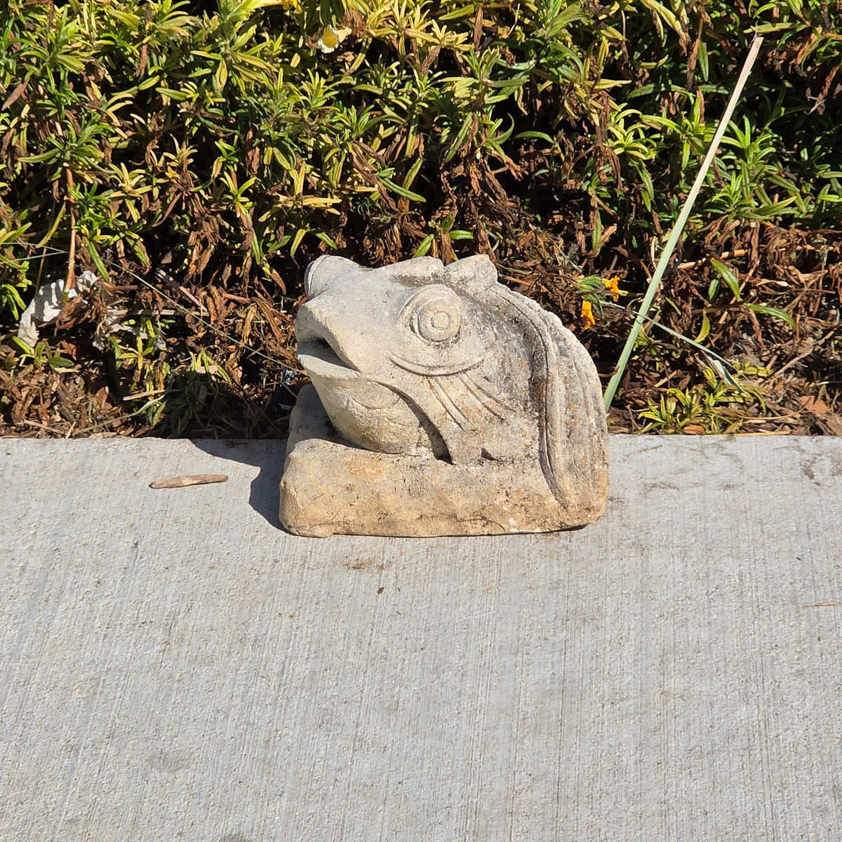 Vintage Carved Stone Fish Gargoyle Garden Statue Ornament Figurine Heavy 6"