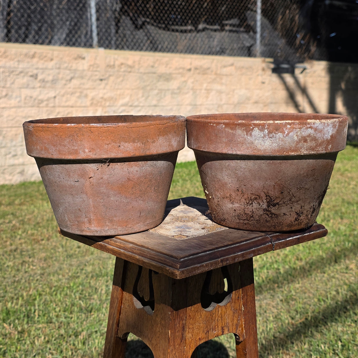 Set of 2 Vintage DeRoma Terracotta Pot 8.5" Italy Clay Planter Garden Aged Pair