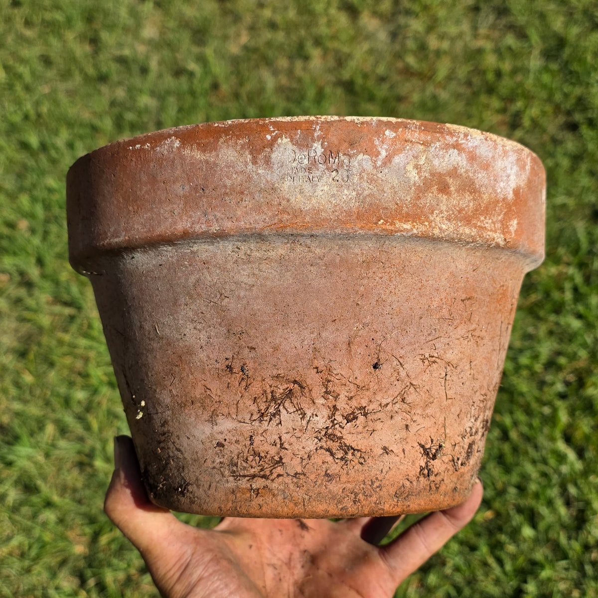 Set of 2 Vintage DeRoma Terracotta Pot 8.5" Italy Clay Planter Garden Aged Pair