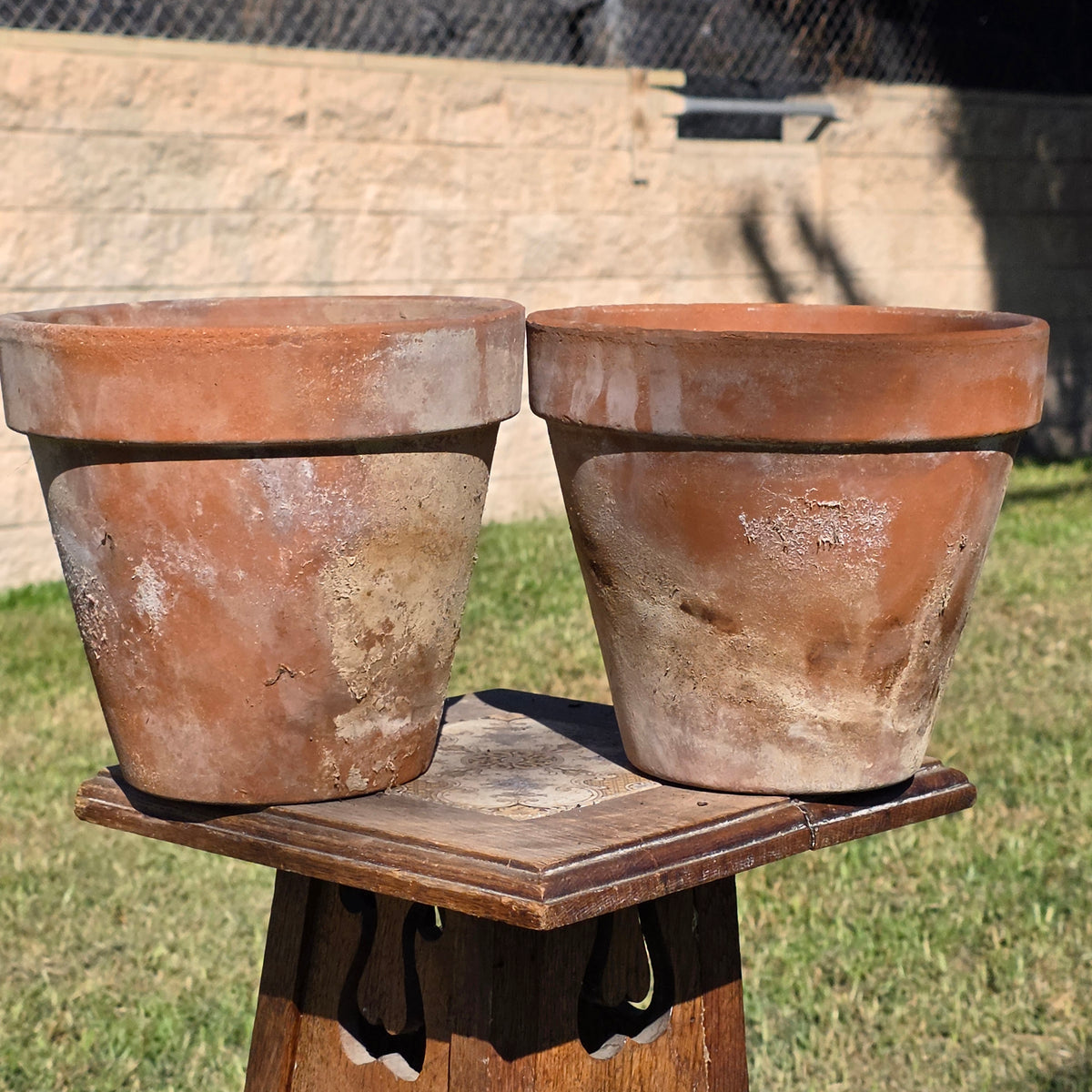 Set of 2 Vintage EV Italy Terracotta Pot 8.75" Clay Planter Garden Aged Pair