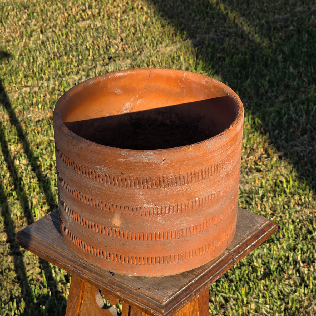 Vtg Mexican Terracotta Planter Aztec Geometric Carved Clay Pot Cylinder 10" x 8"