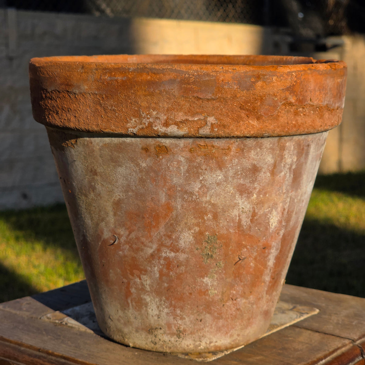 Vtg Terracotta Planter Flat Rimmed Clay Pot Aged Heavy Patina Garden 8.5" x 7.5"