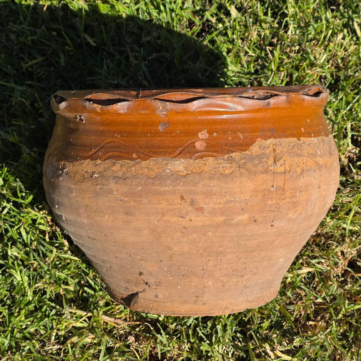 Vintage Studio Pottery Planter Terracotta Clay Pot Brown Glazed Ruffled Rim 14" (Copy)