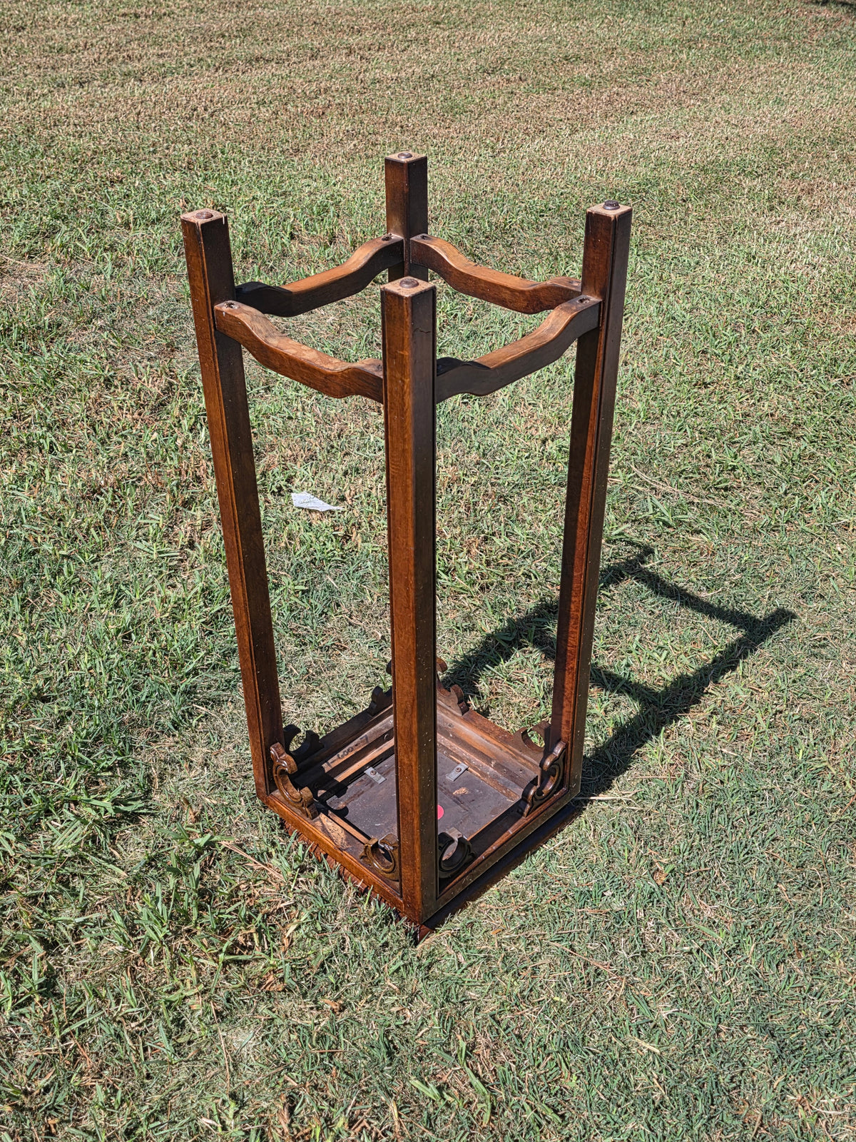 Wellington Hall Wood Plant Stand Pedestal Table Chinese Chippendale Vintage 32"