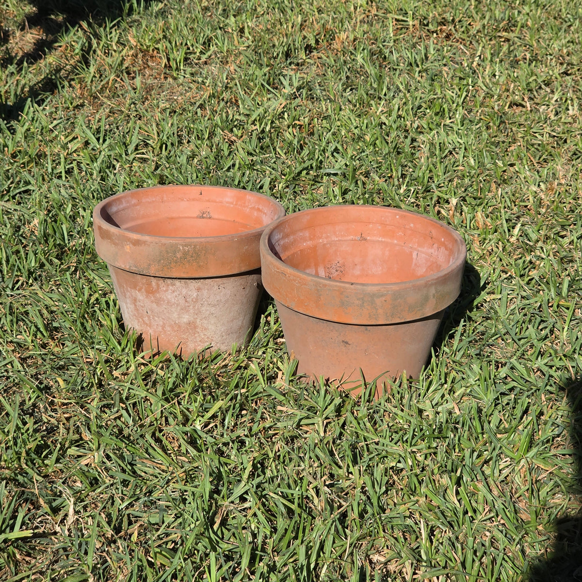 Pair of 2 ITERRA 20 Terracotta Planters Clay Flower Pots Made in Italy 8" Vtg