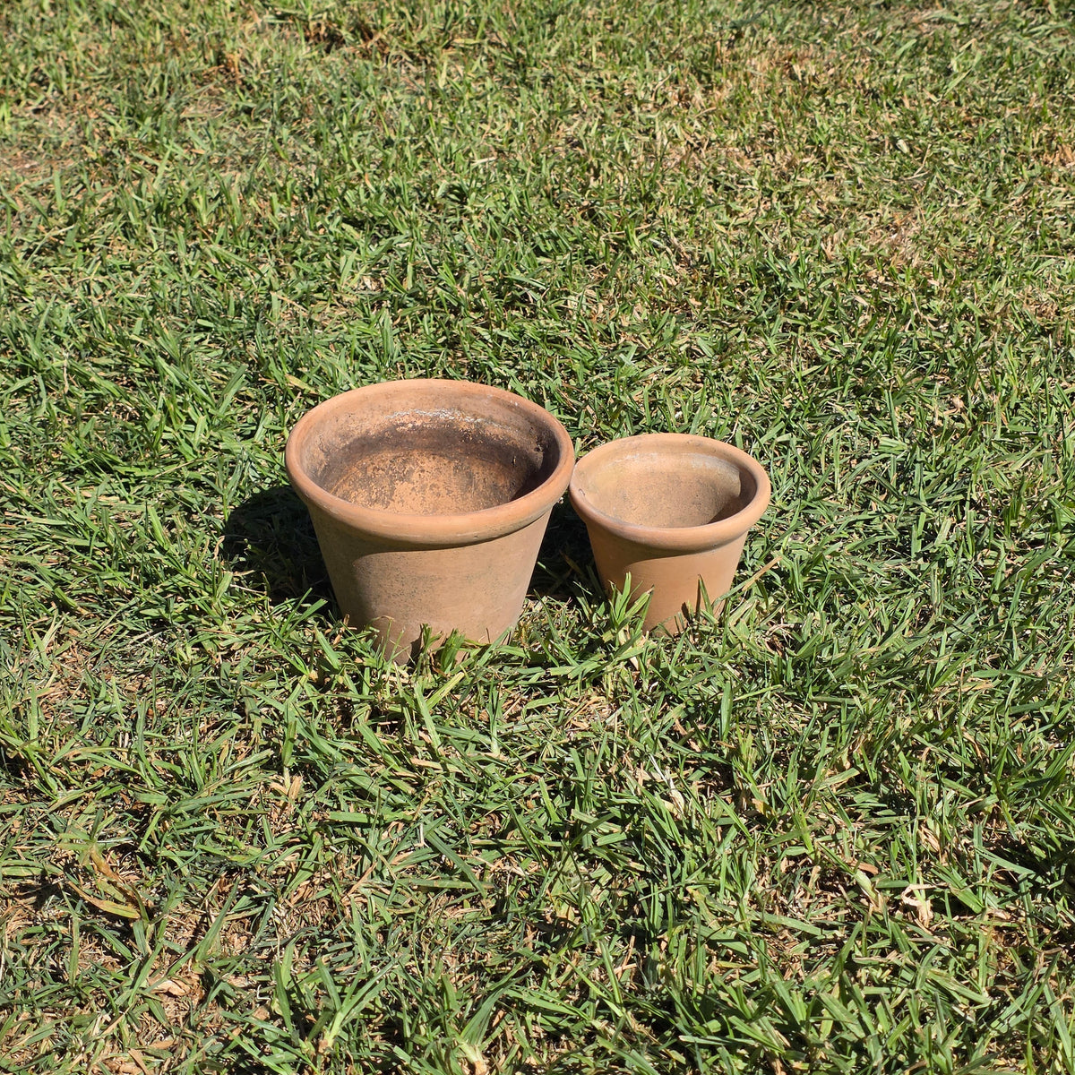 Vtg US Pottery Terracotta Planter Flower Pot Clay Set 2 USA Heavy Aged Patina