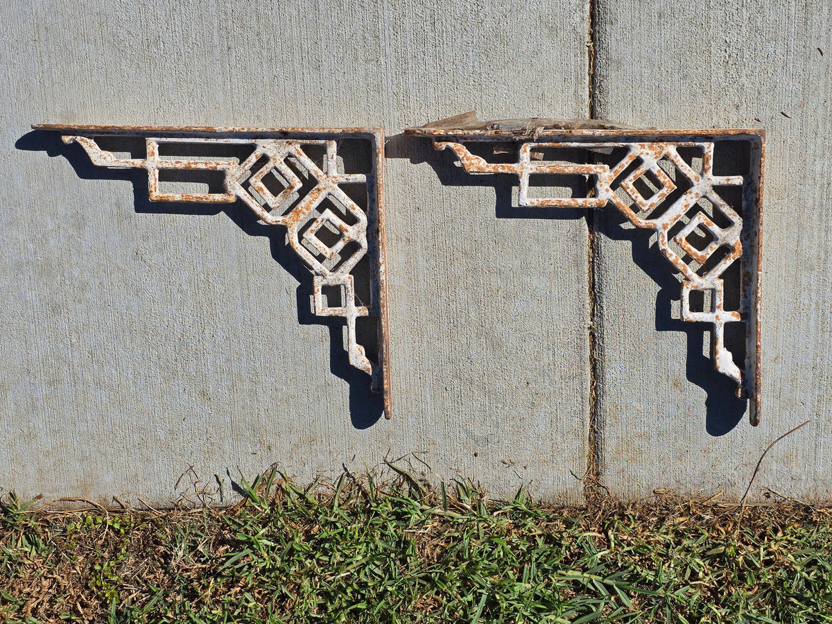 Vintage Art Deco Cast Iron Shelf Brackets Corbel Chinese Chippendale Rusty White