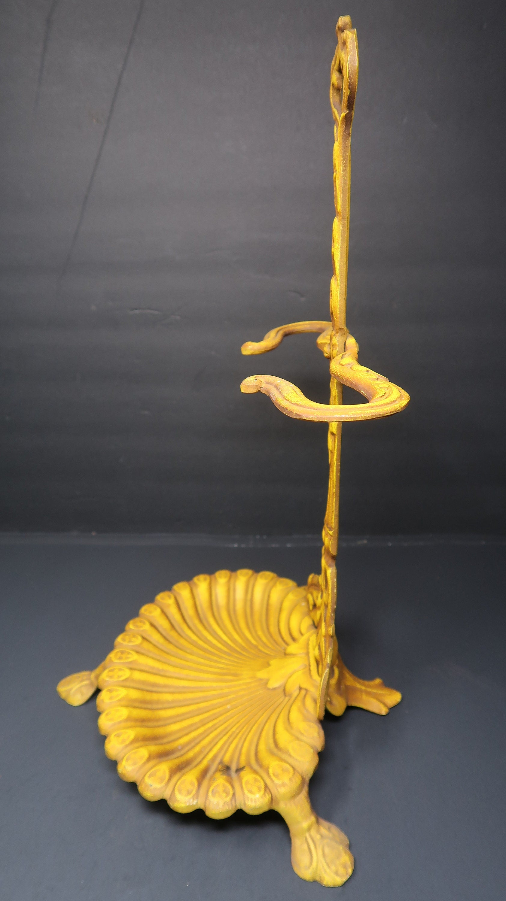 ROYAL Aluminum Hearth Tool Holder Yellow Victorian L 10.75” x D 10” x H 16.5”