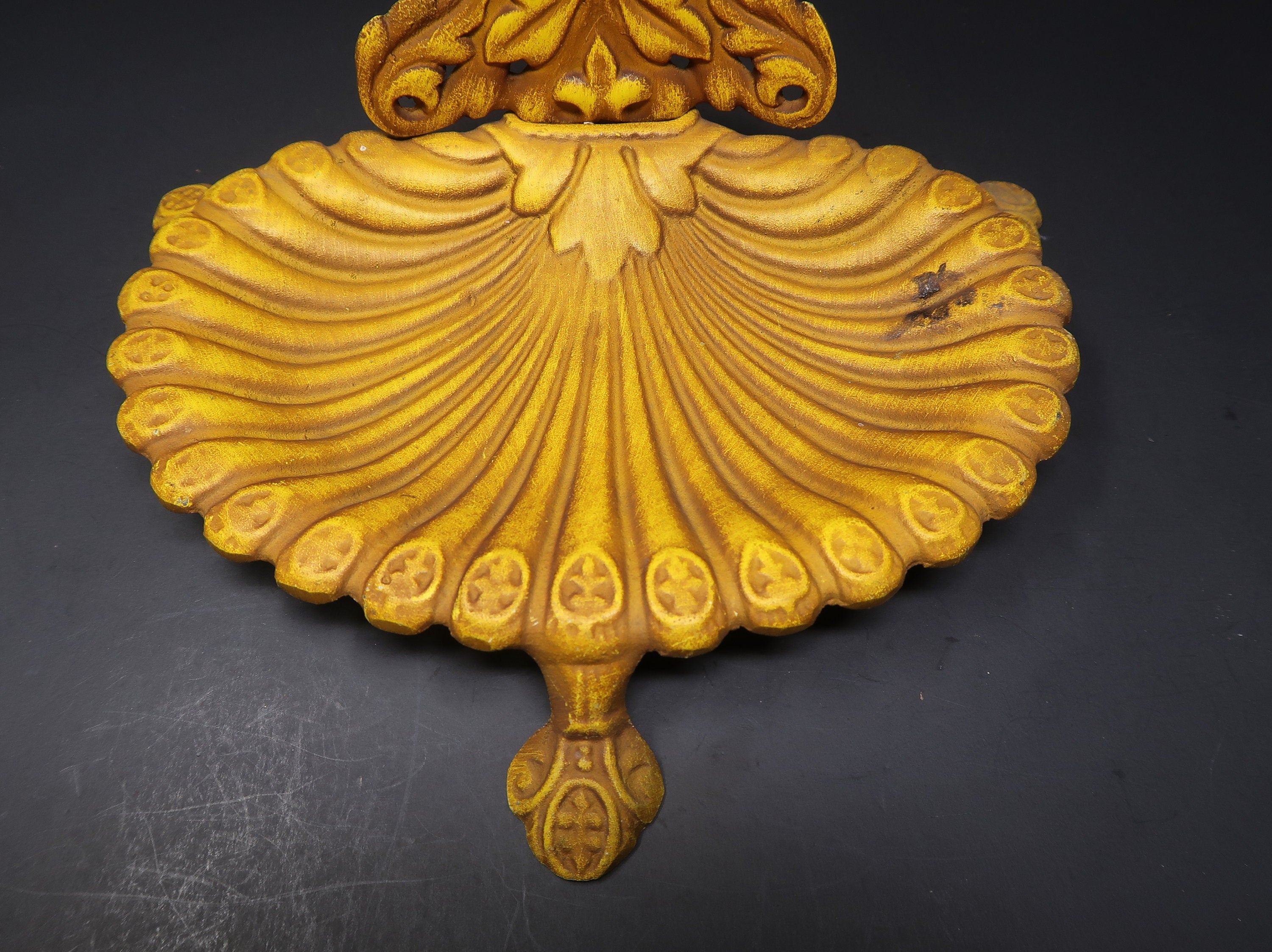 ROYAL Aluminum Hearth Tool Holder Yellow Victorian L 10.75” x D 10” x H 16.5”