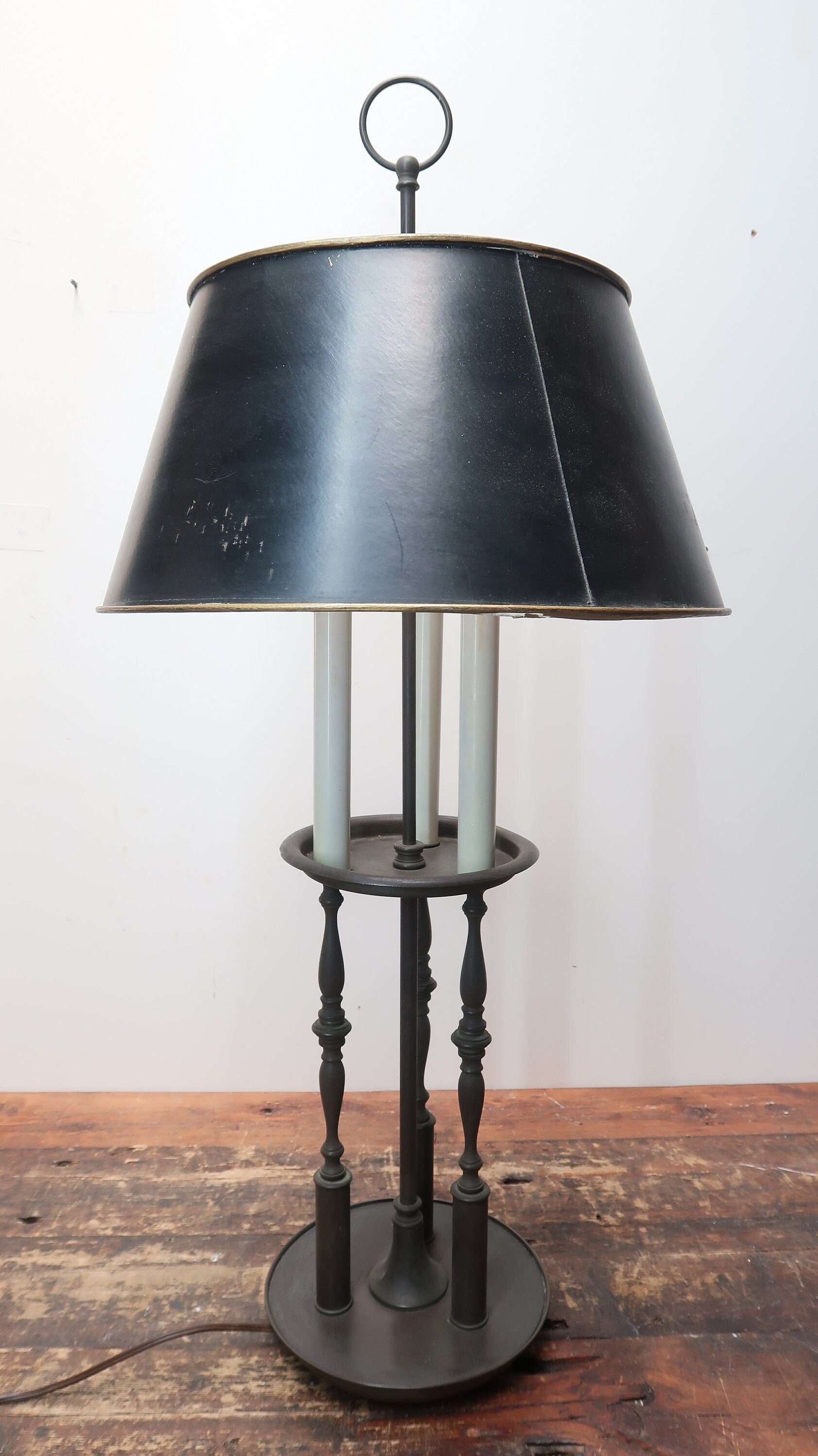 Antique Brass Bouillotte 3 Candle Light Lamp With 3 Way Turn Knob Switch Patina (Local Pickup)