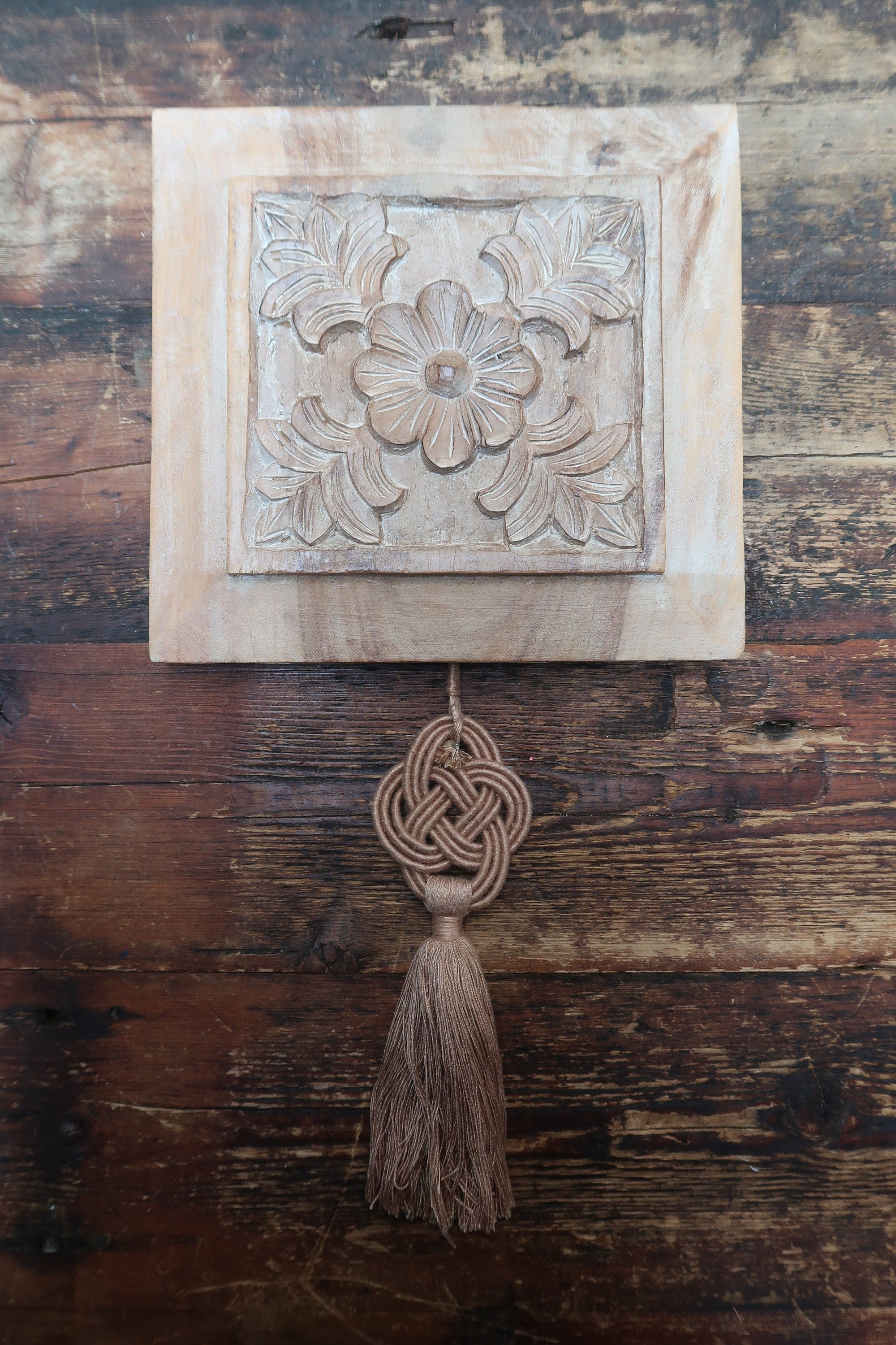 Rober Grace Hollister CA Hand Carved Wood Wall Art 9" x 9.5" (A)