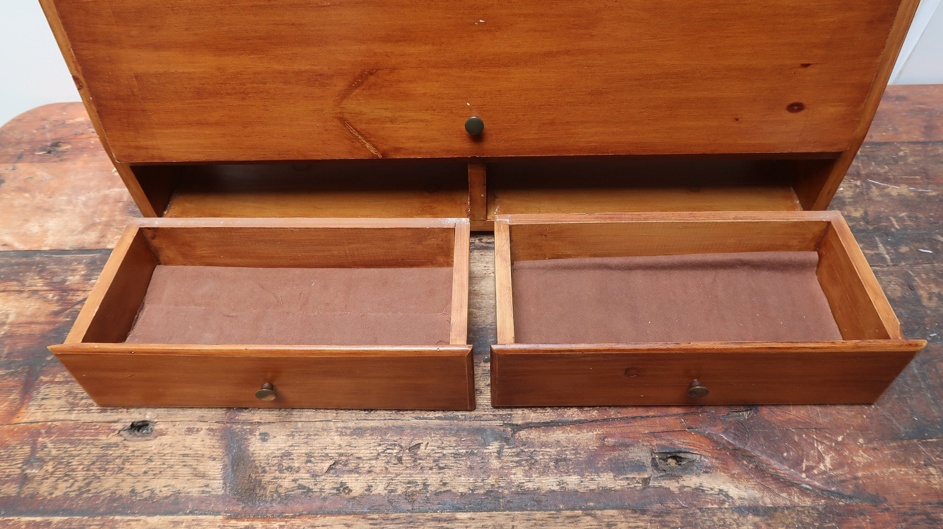 Vintage Maple Wood Wall Mount Silverware Flatware Cabinet