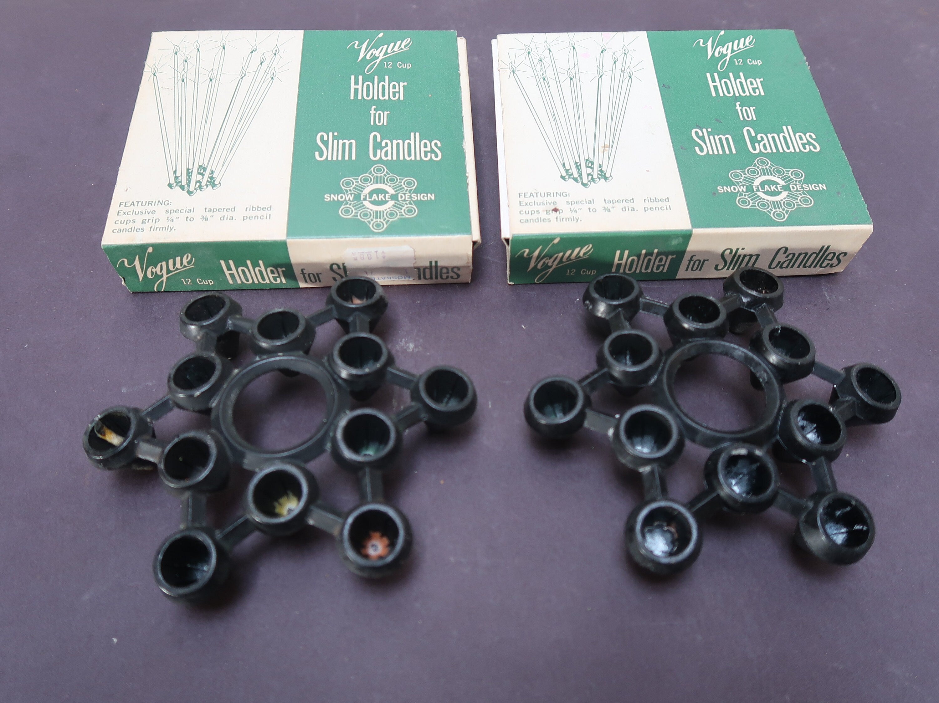 Set of 2 Vogue Slim Candles Snow Flake Design