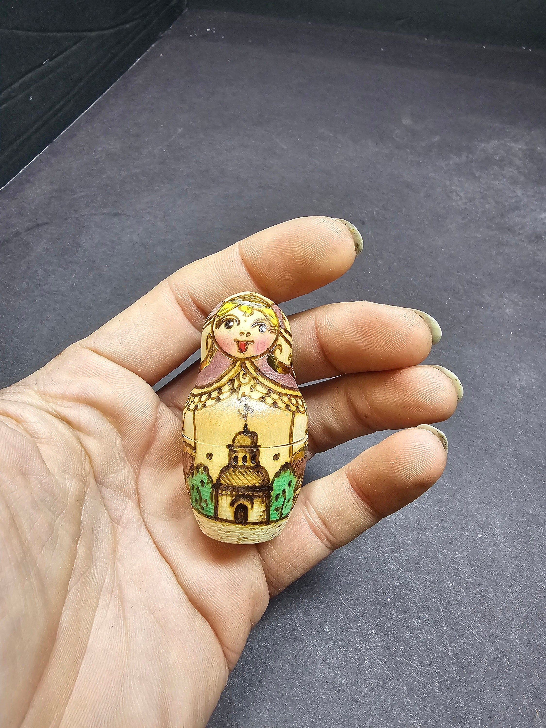 5 pcs Russian Matryoshka Nesting Dolls Signed