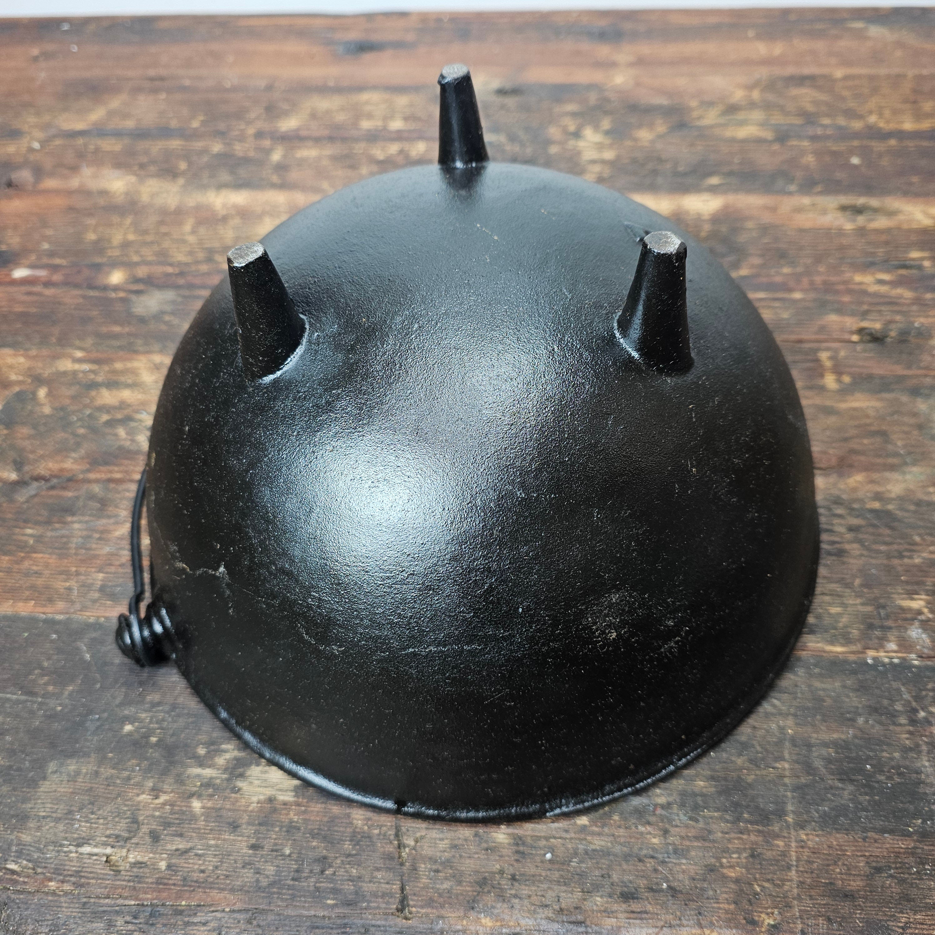 Cast Iron Pot Kettle Stew Beans Wood Burner Cowboy Bean Pot with 3 legs No.7