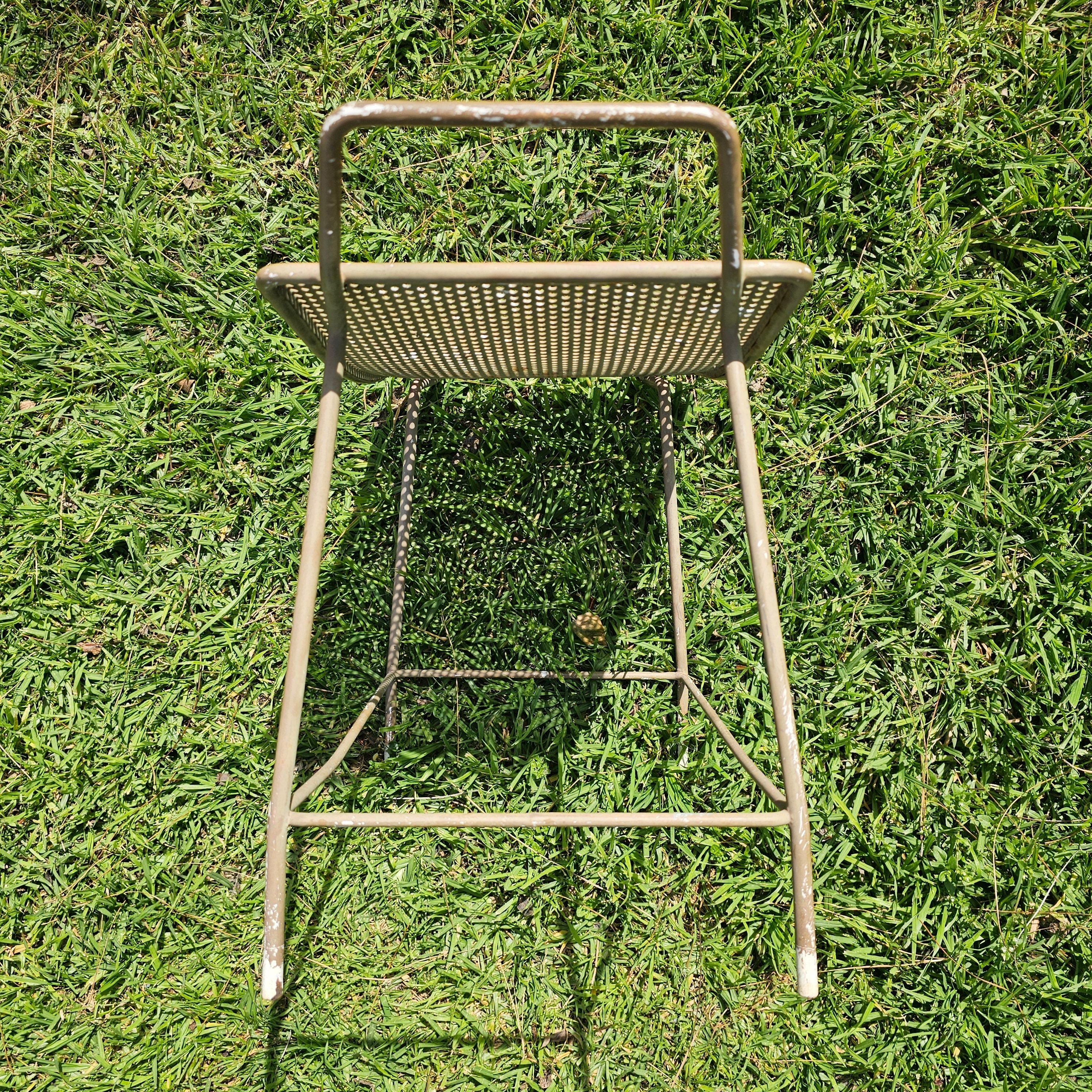 Industrial Steel Stool Gardening Patio Stool Plant Stand MCM