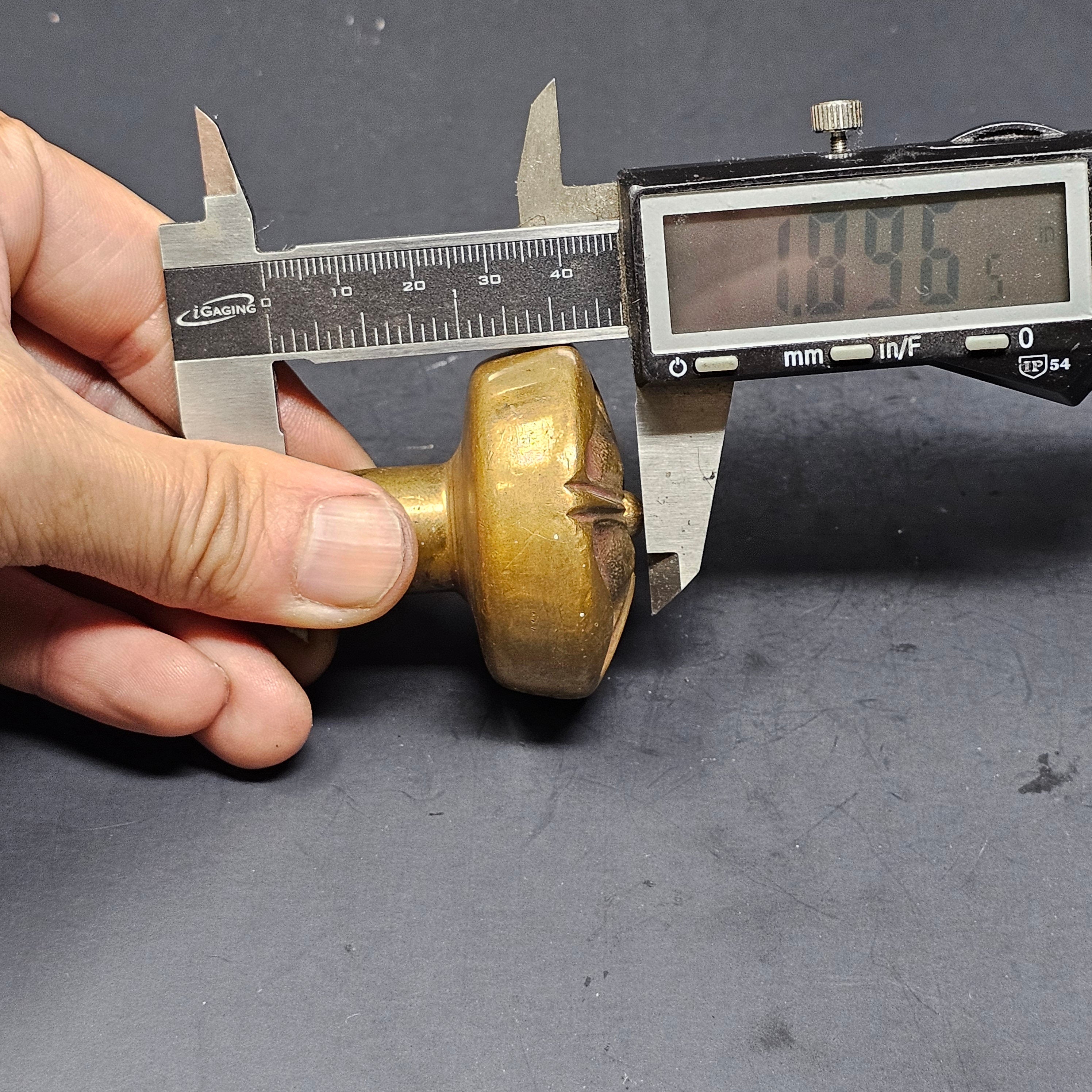 Antique Single Door Knob Solid Brass (11 oz.)