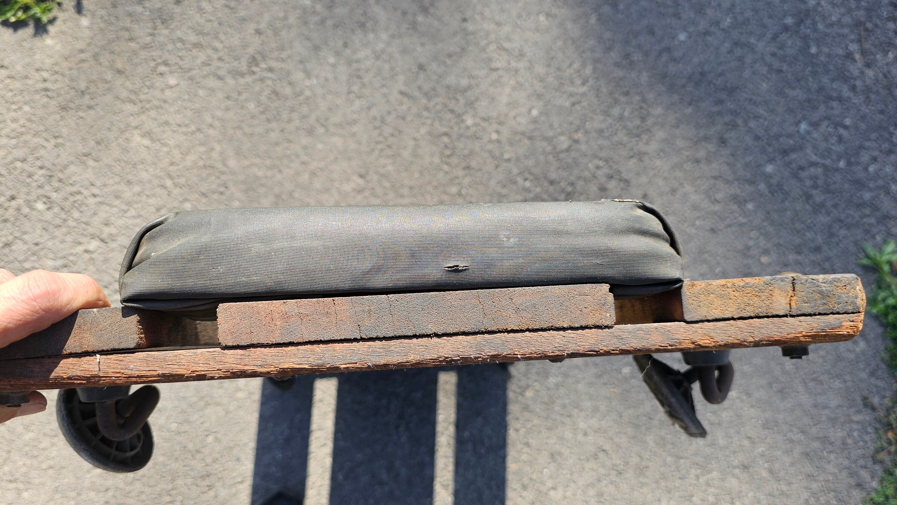 Vintage Lisle Jeepers Creeper Model C Made In USA " White Text " Rare?