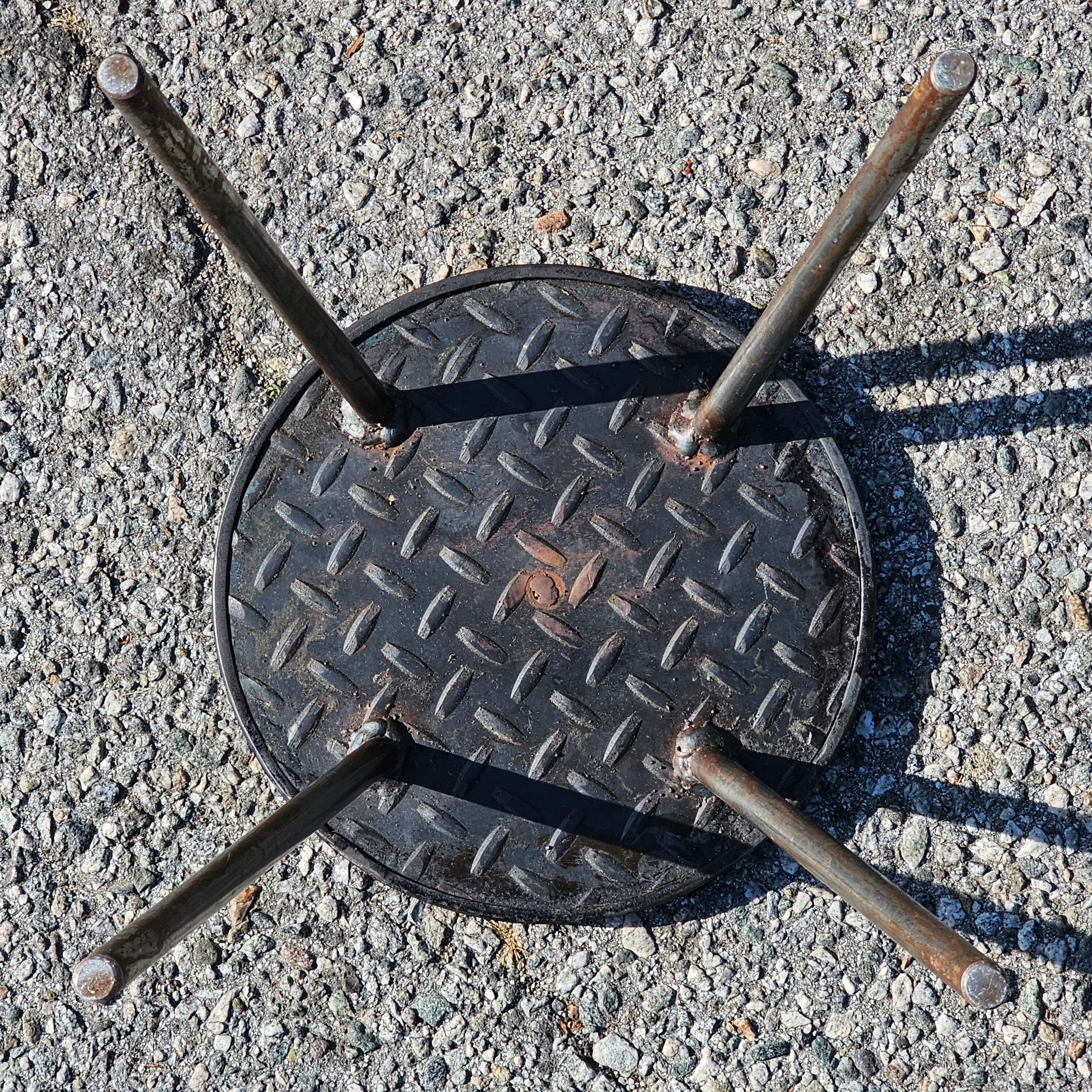 Industrial Style Small Metal Round Table / Plant Stand 10.75" Dia x 11.75" H