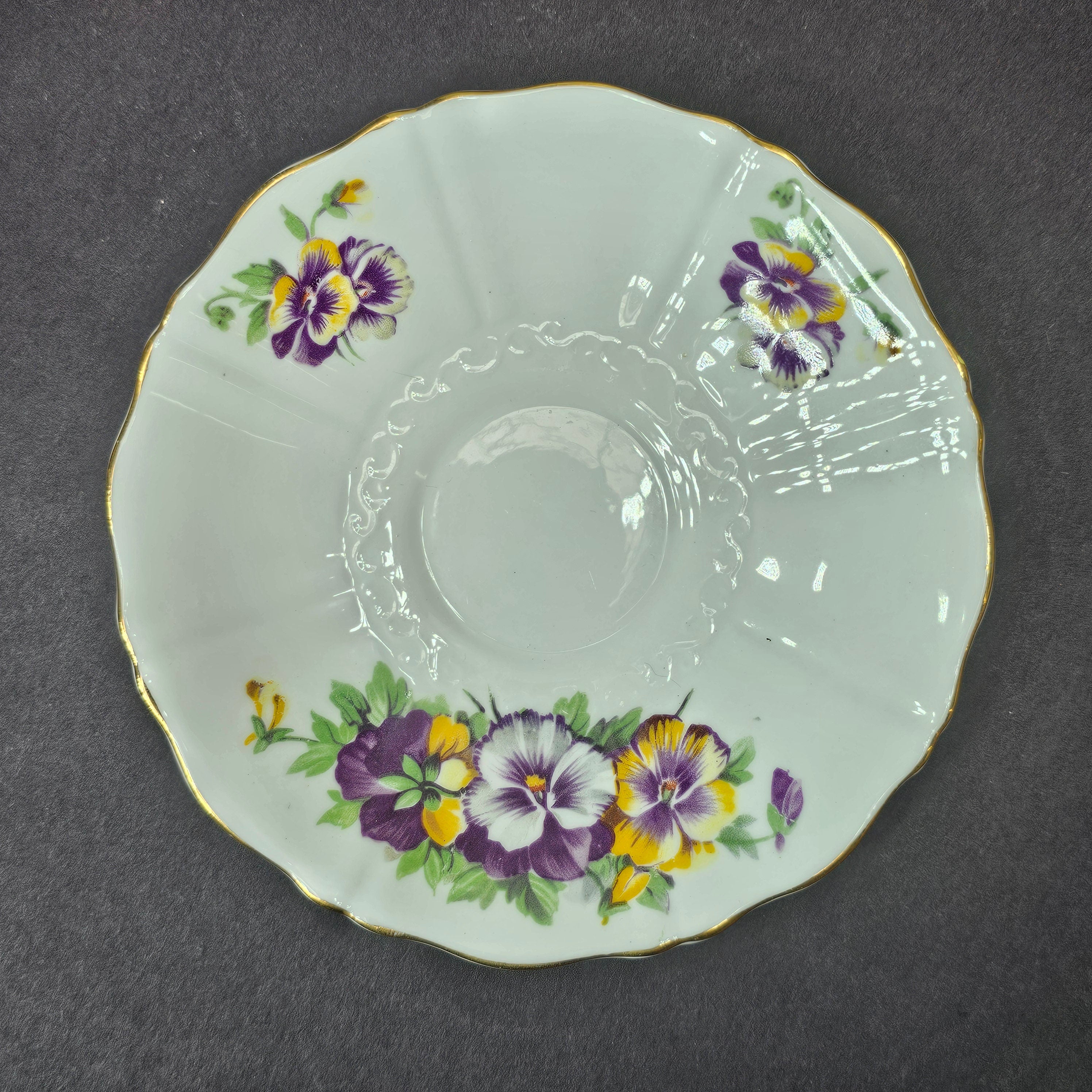 Vintage Old Royal Bone China England Teacup & Saucer Set From England