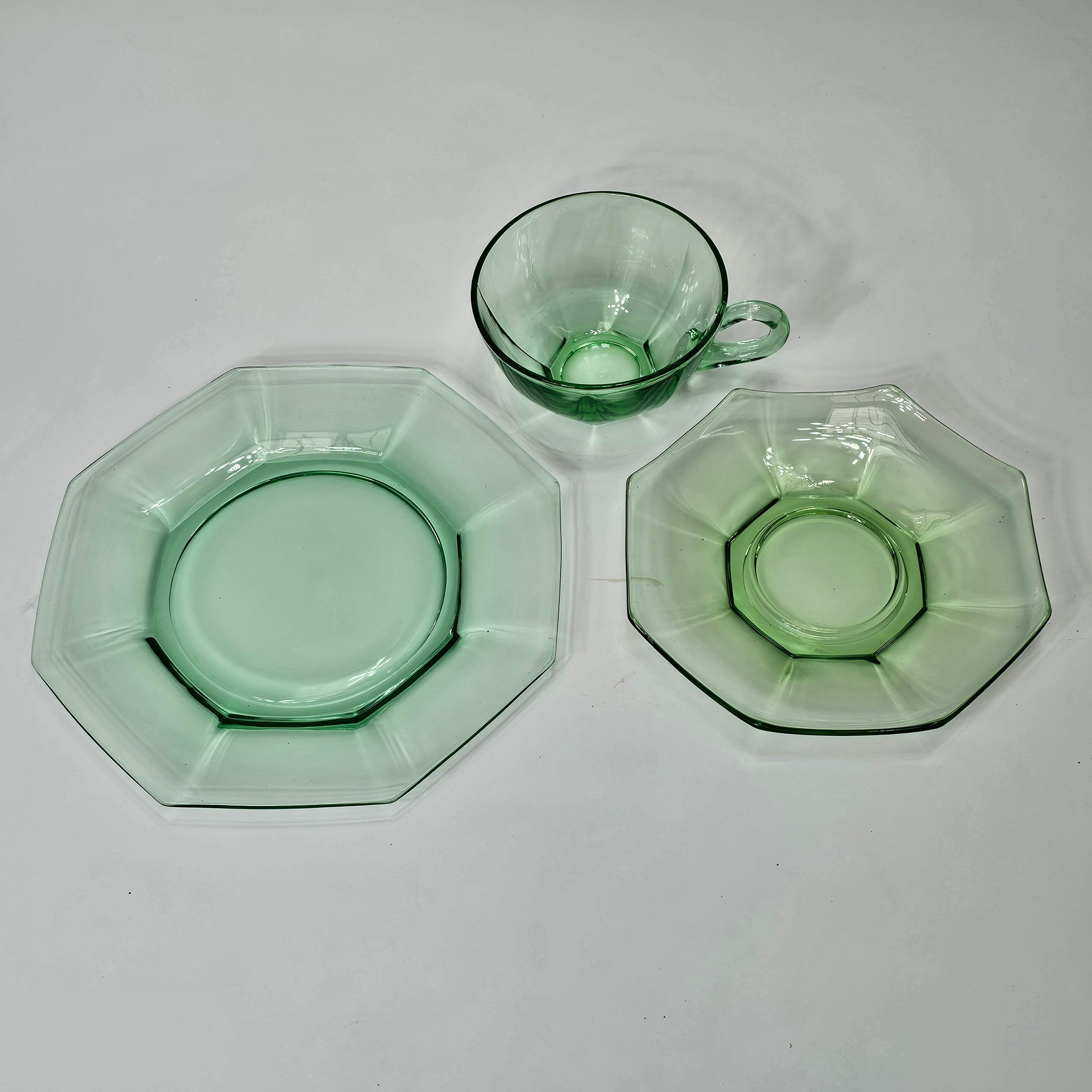 Set of 3 Heisey Ribbed Octagon Green Cup & Saucer + Dessert Plate Set (A)