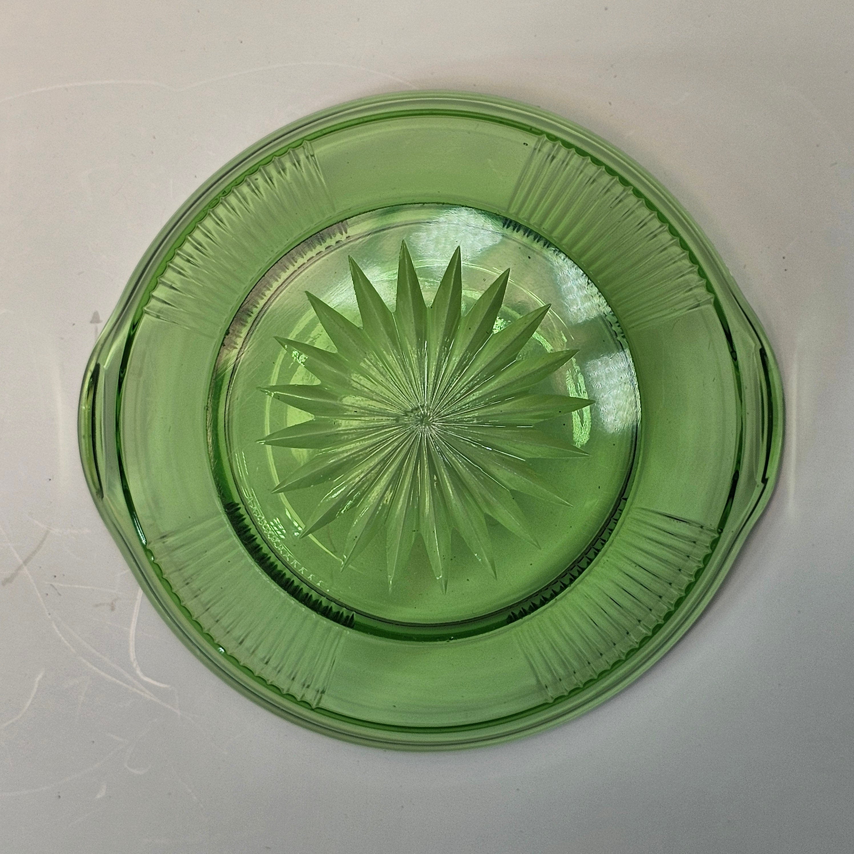 Heisey Pleat & Panel Moongleam Handled Nut Bowl