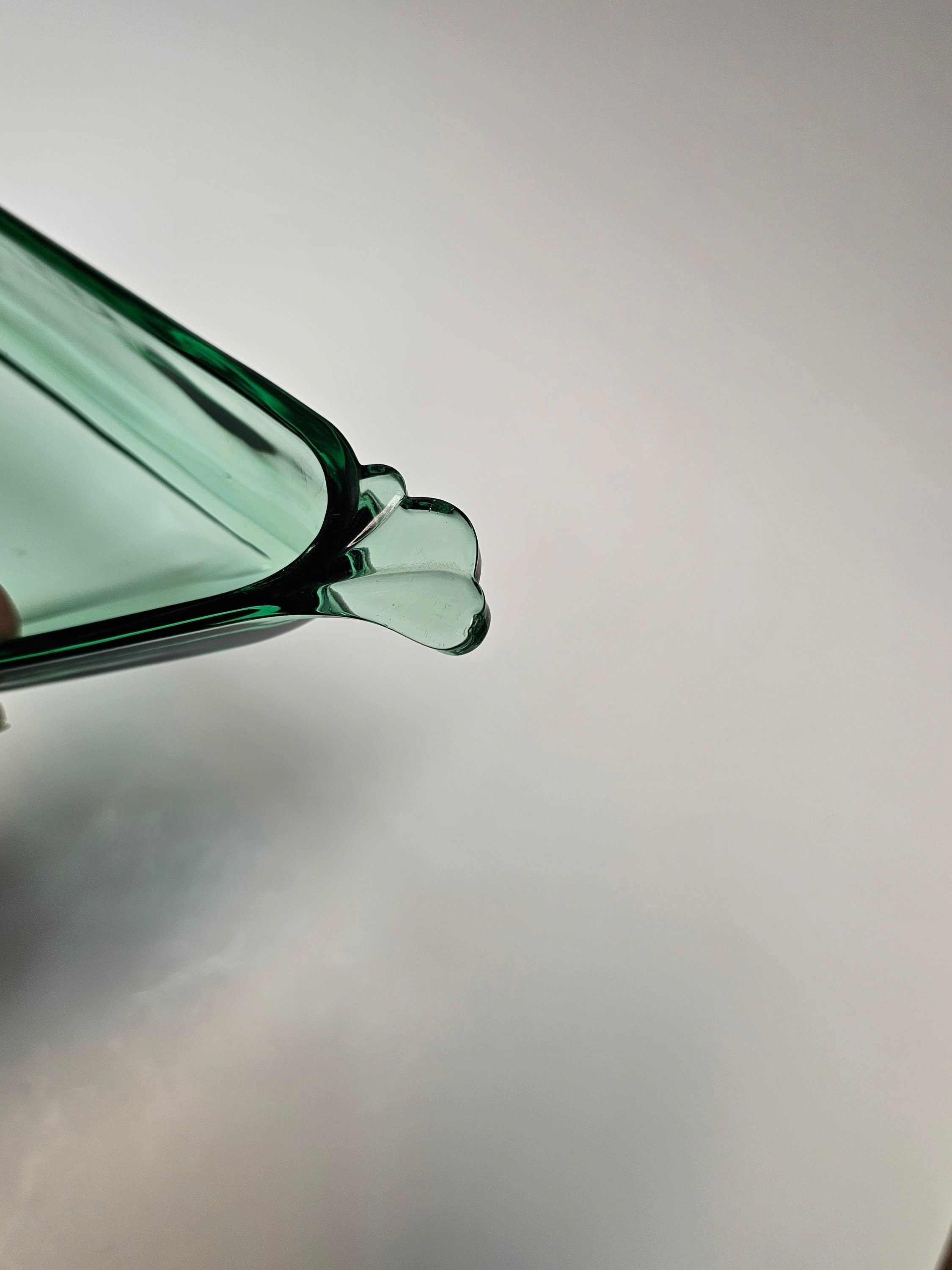 Heisey Empress Moongleam Green Obong Relish Tray