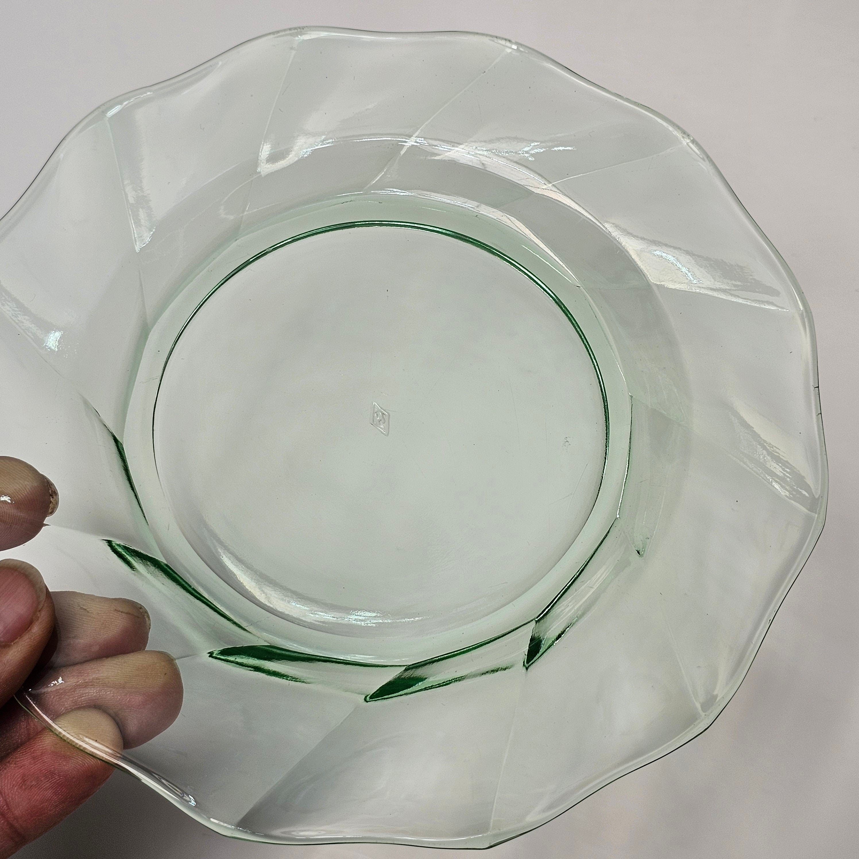 Heisey 7" Twist Green Moongleam Glass Salad Dessert Plate